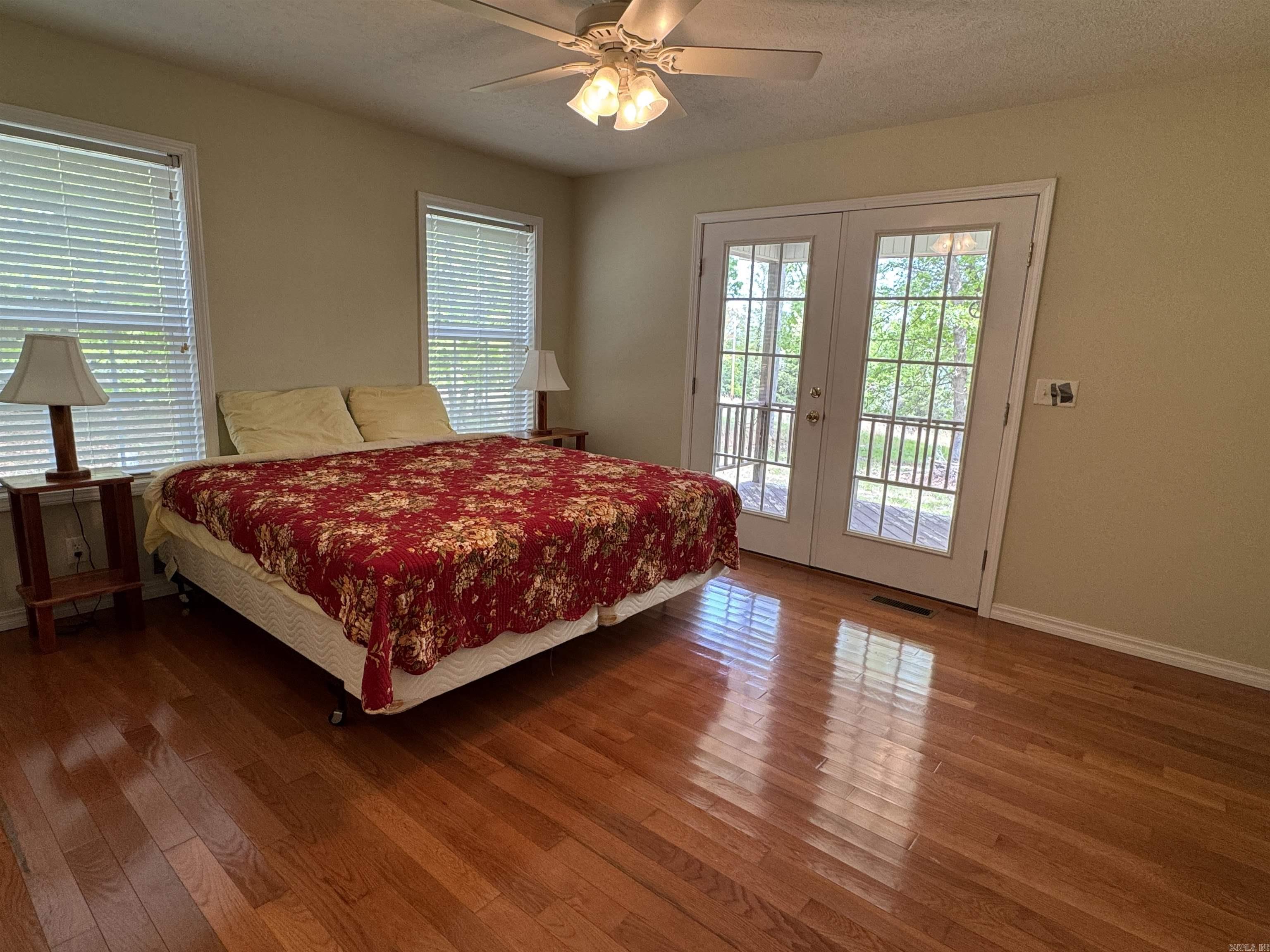 884 Lakehill Lane Peel, AR 72668