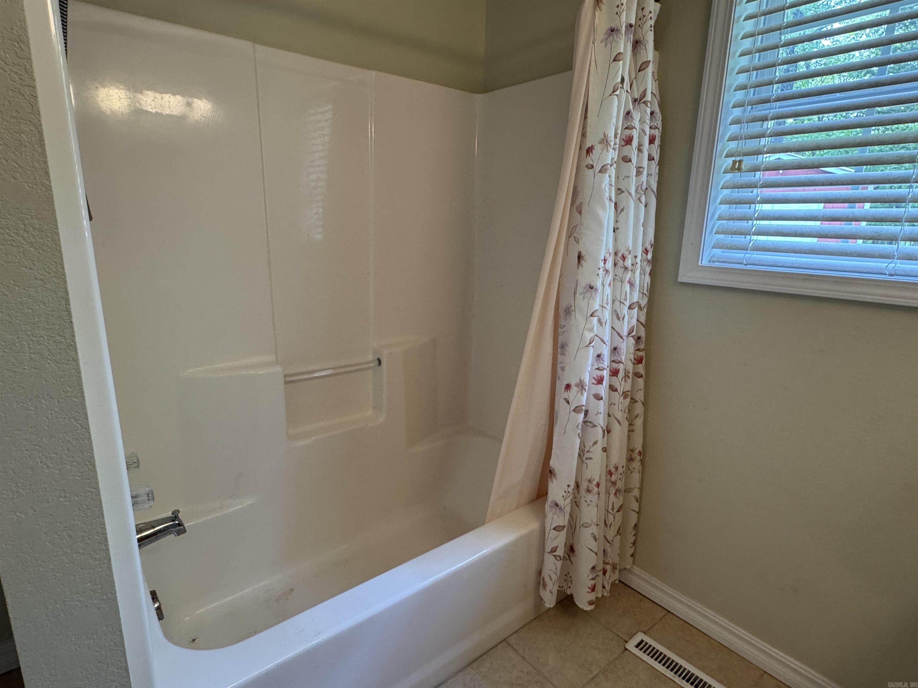 884 Lakehill Lane Peel, AR 72668