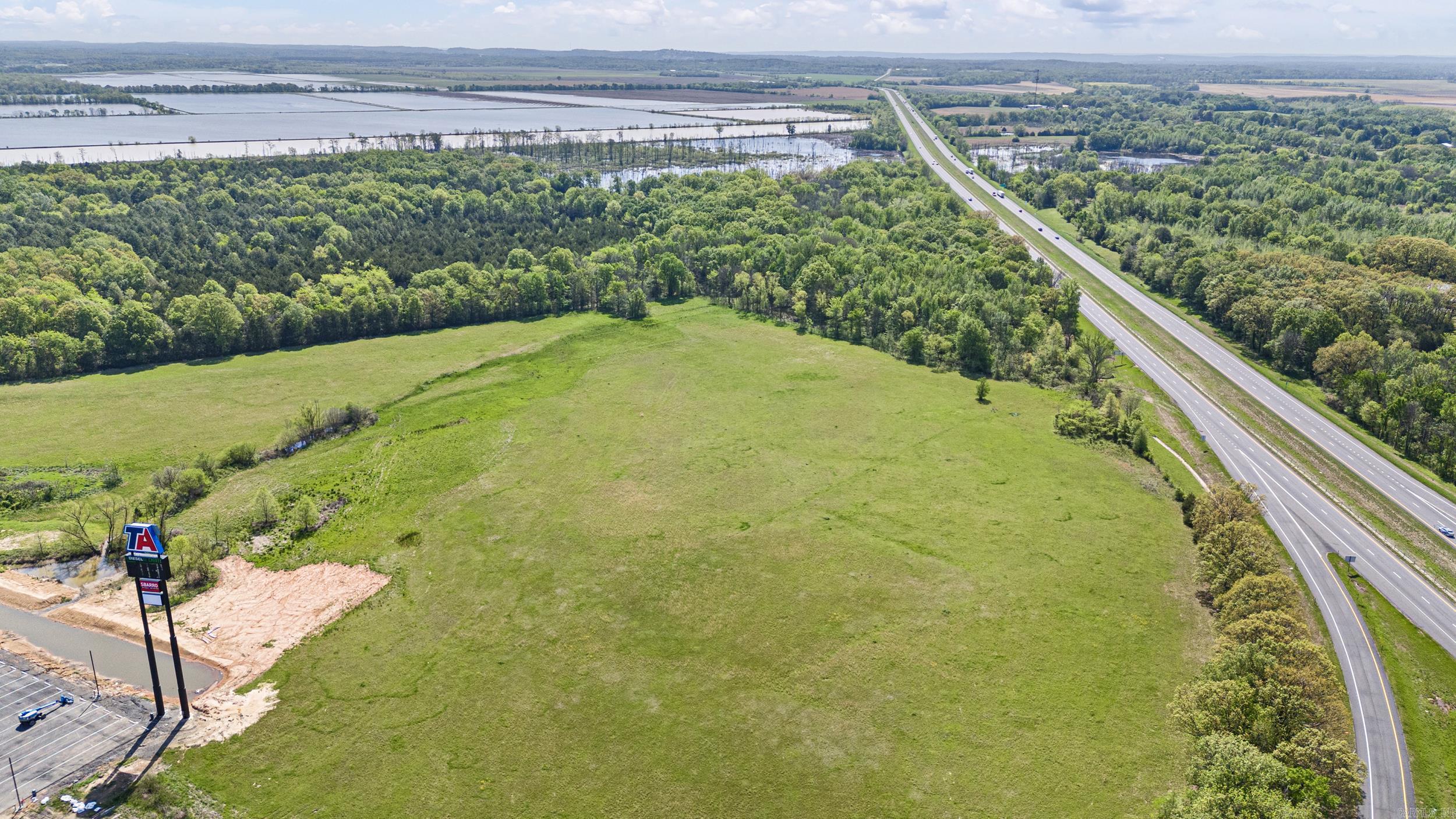 100 Fish Lake  Atkins, AR