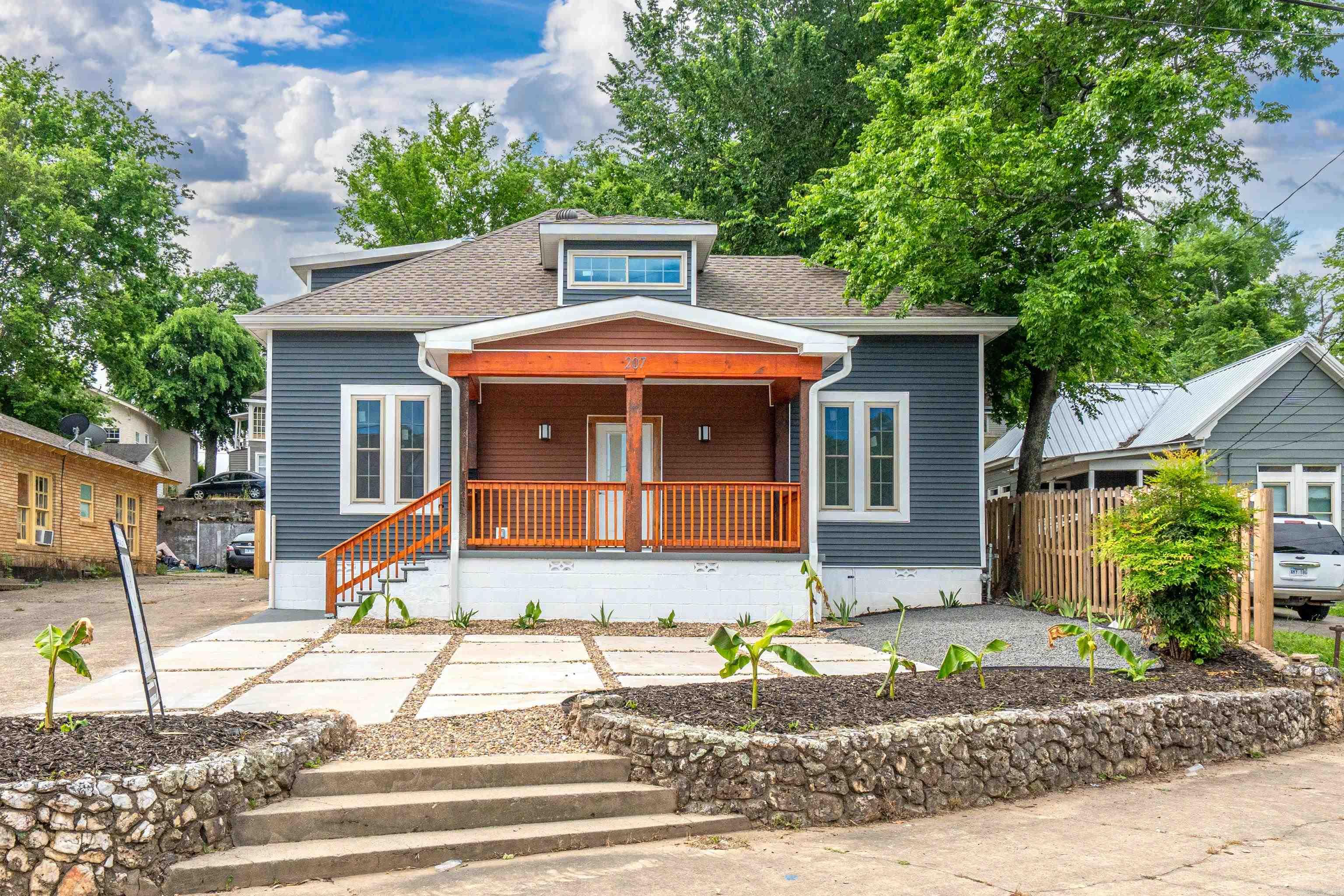 207  Hagen  Hot Springs, AR