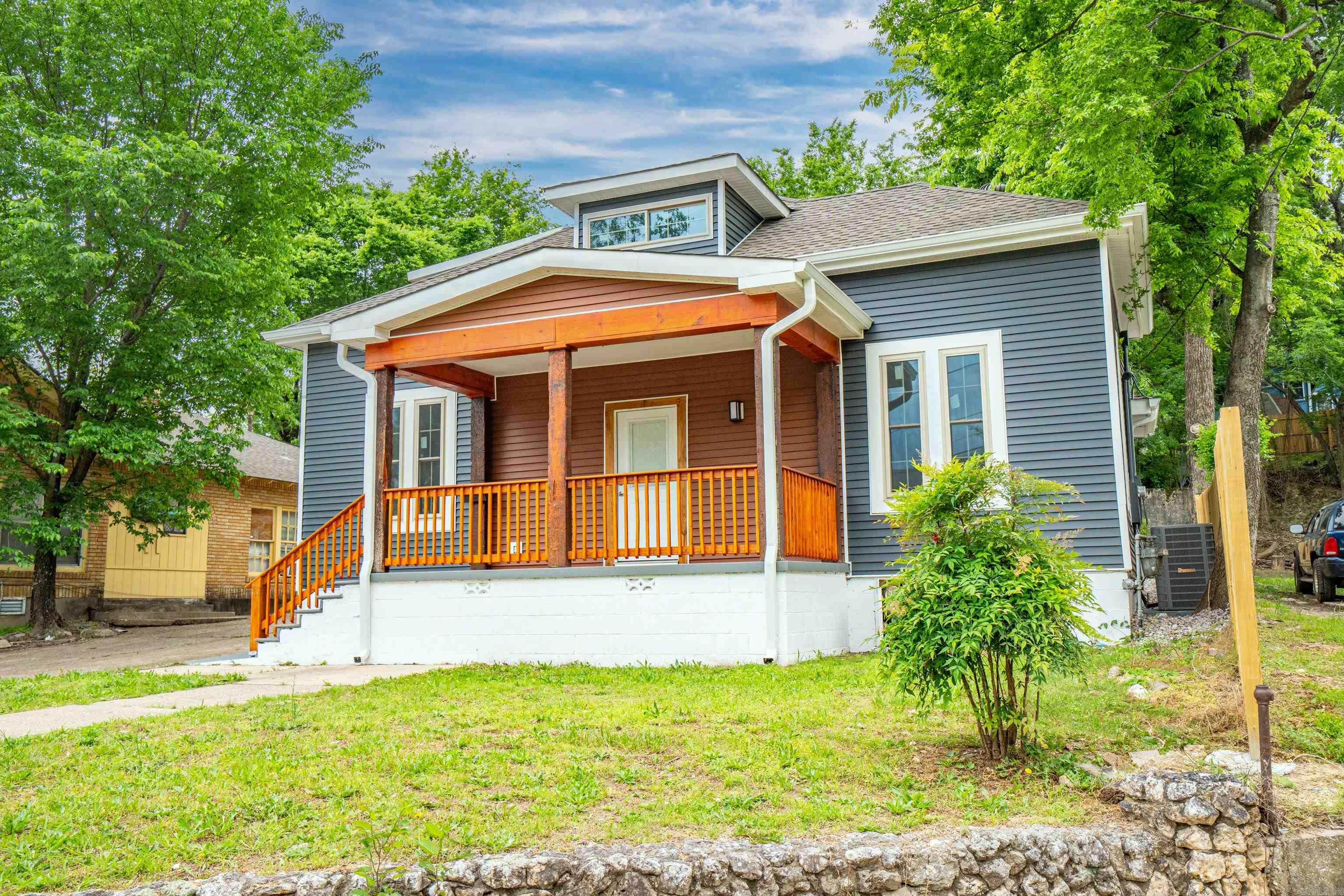 207 Hagen Street Hot Springs, AR 71913