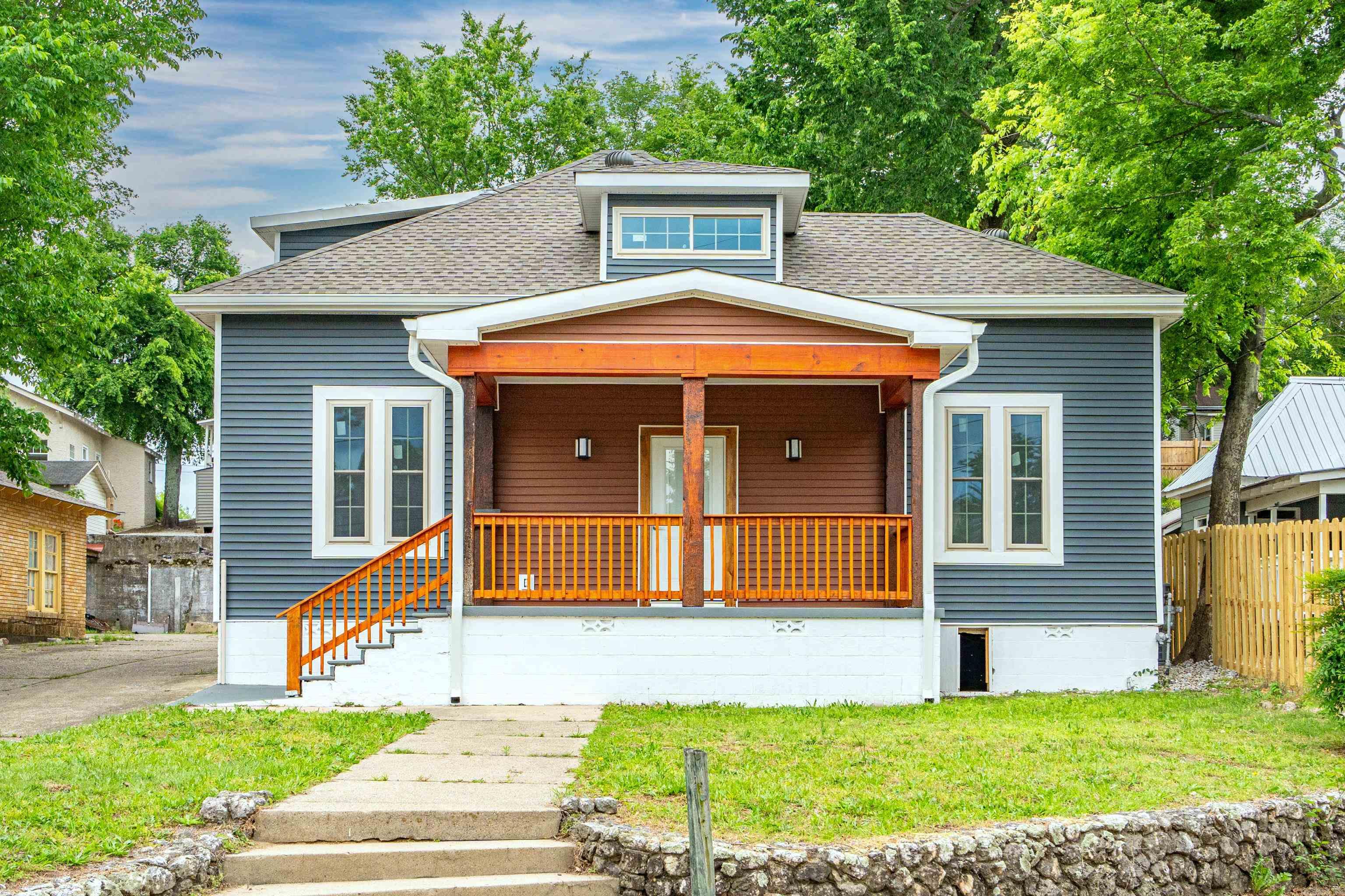 207 Hagen Street Hot Springs, AR 71913