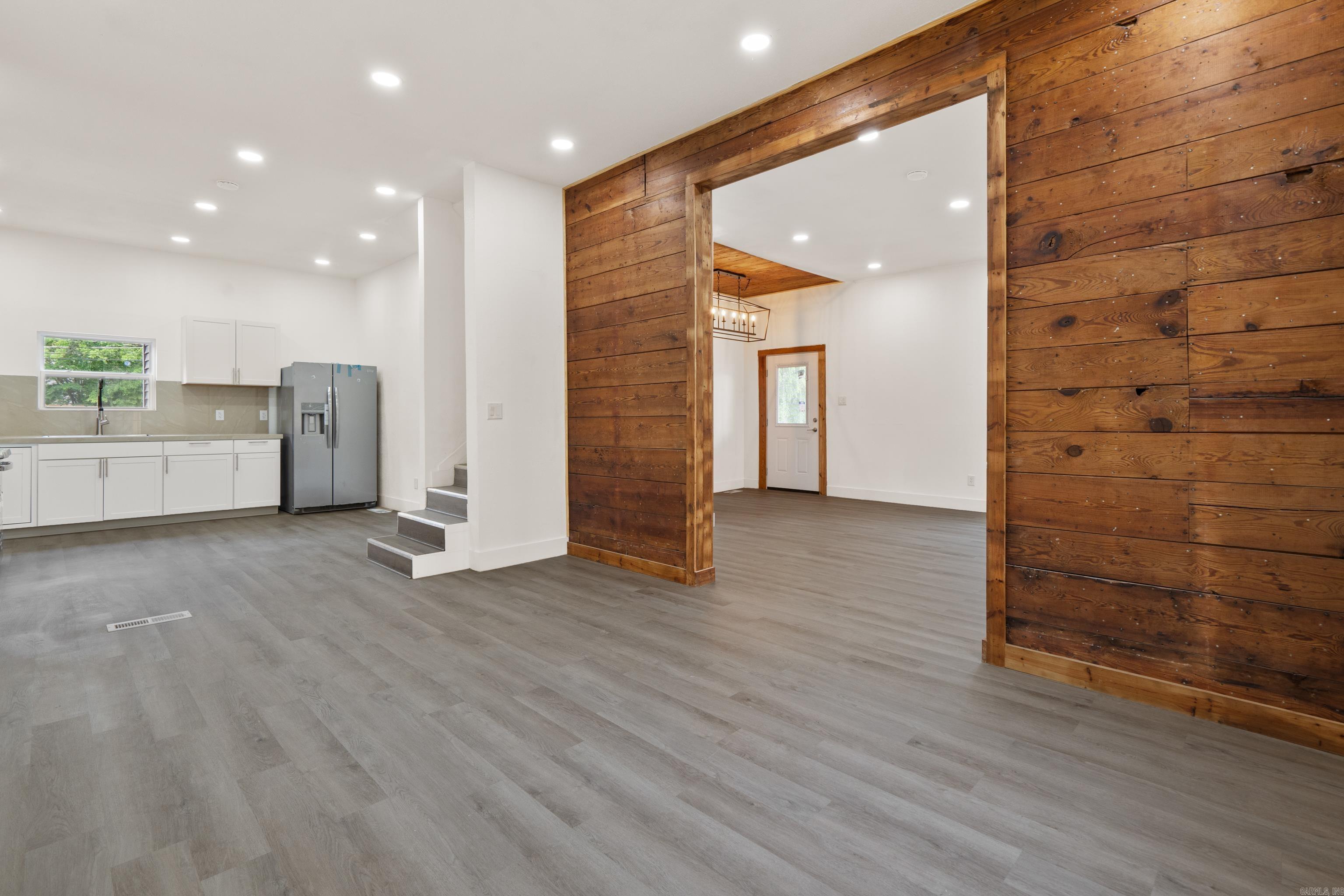 207 Hagen Street Hot Springs, AR 71913