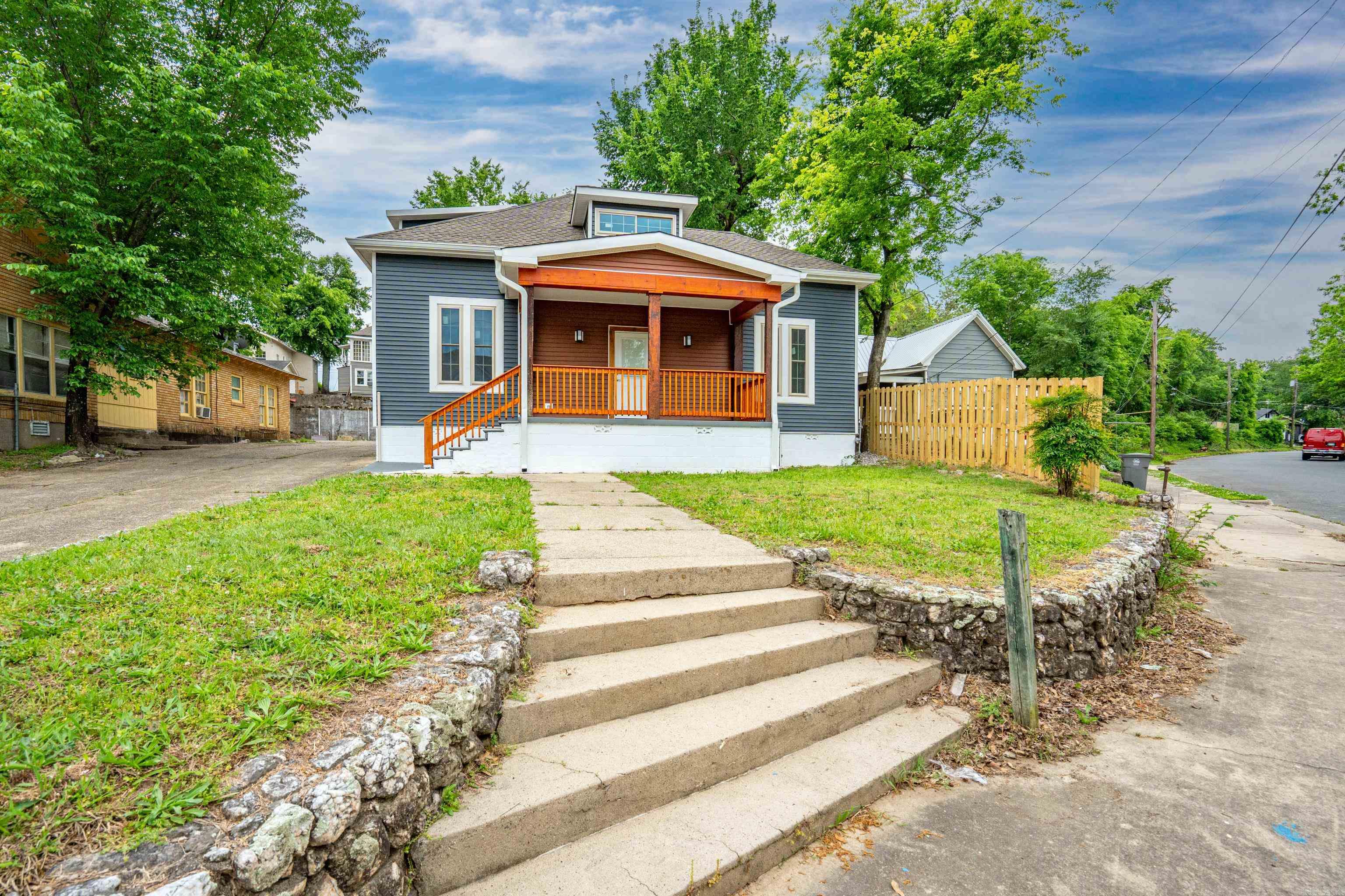 207 Hagen Street Hot Springs, AR 71913