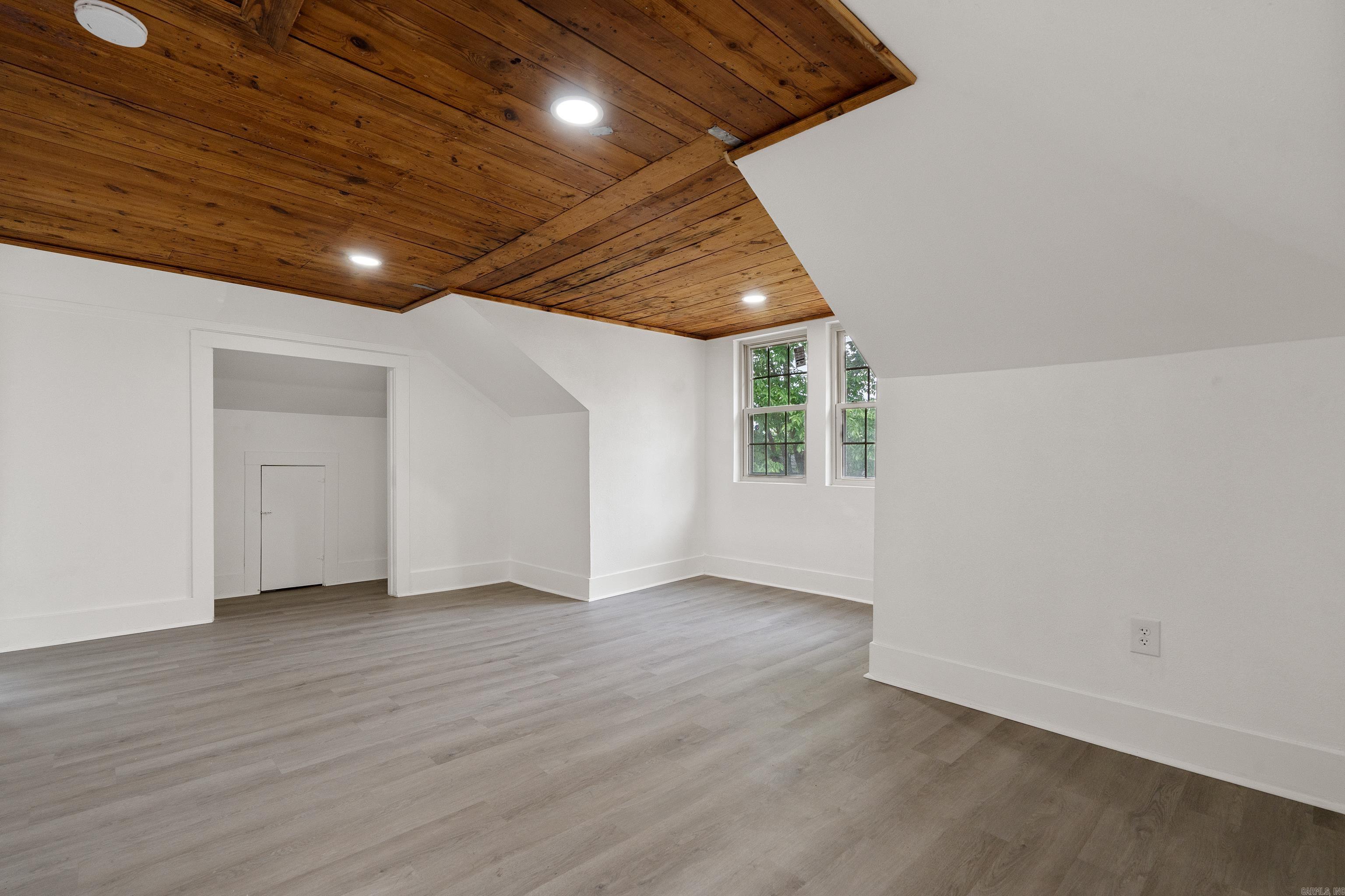 207 Hagen Street Hot Springs, AR 71913