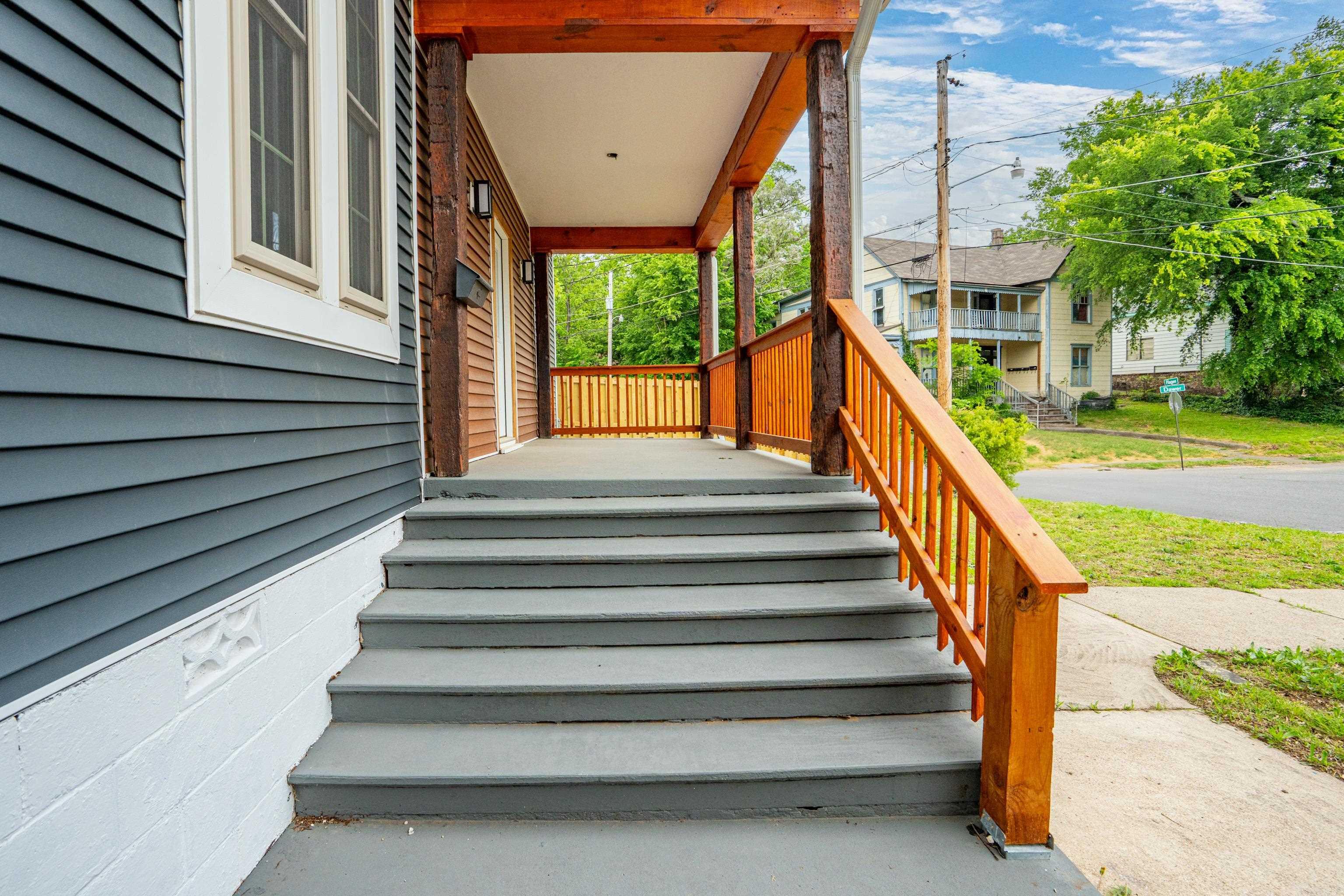 207 Hagen Street Hot Springs, AR 71913