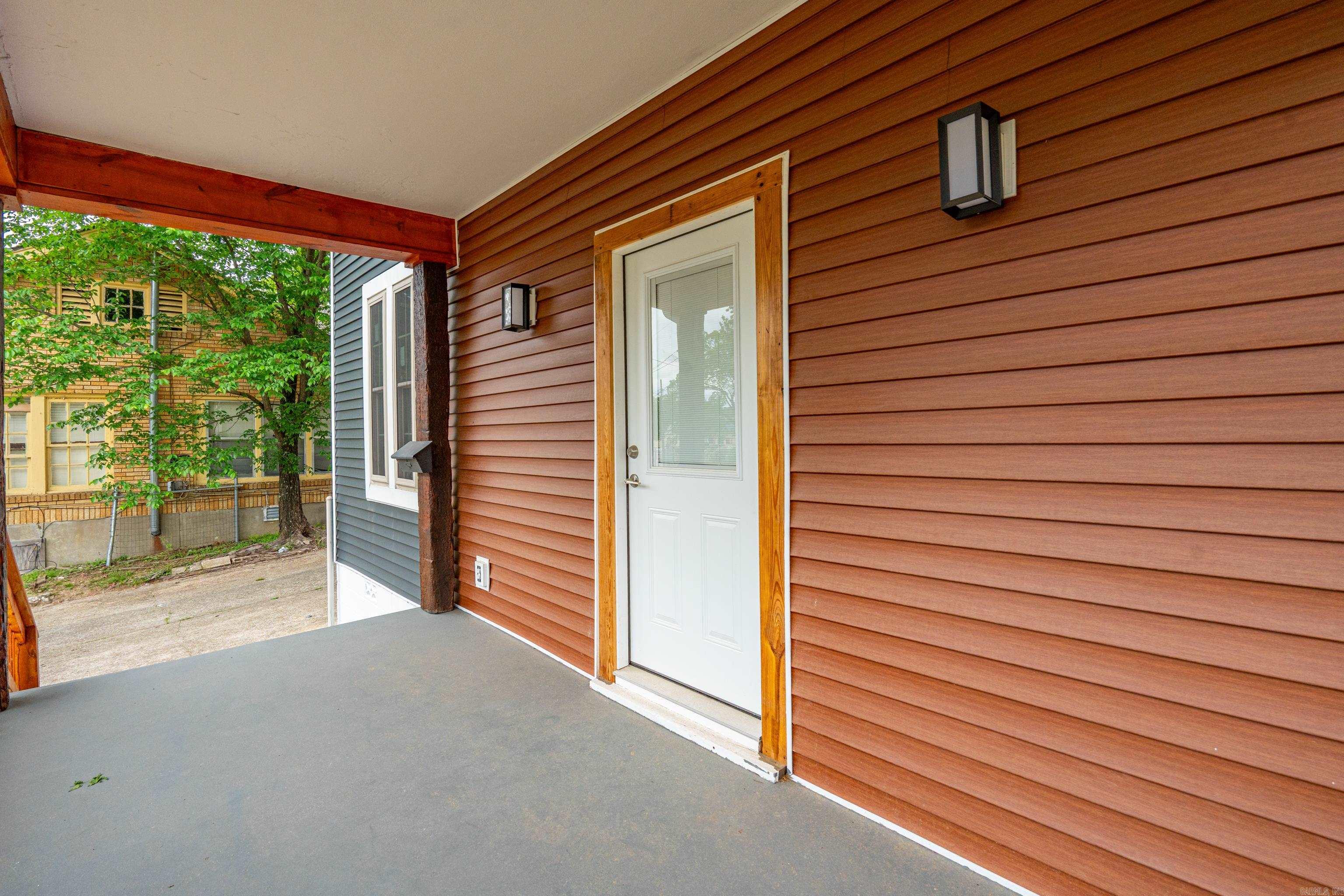 207 Hagen Street Hot Springs, AR 71913