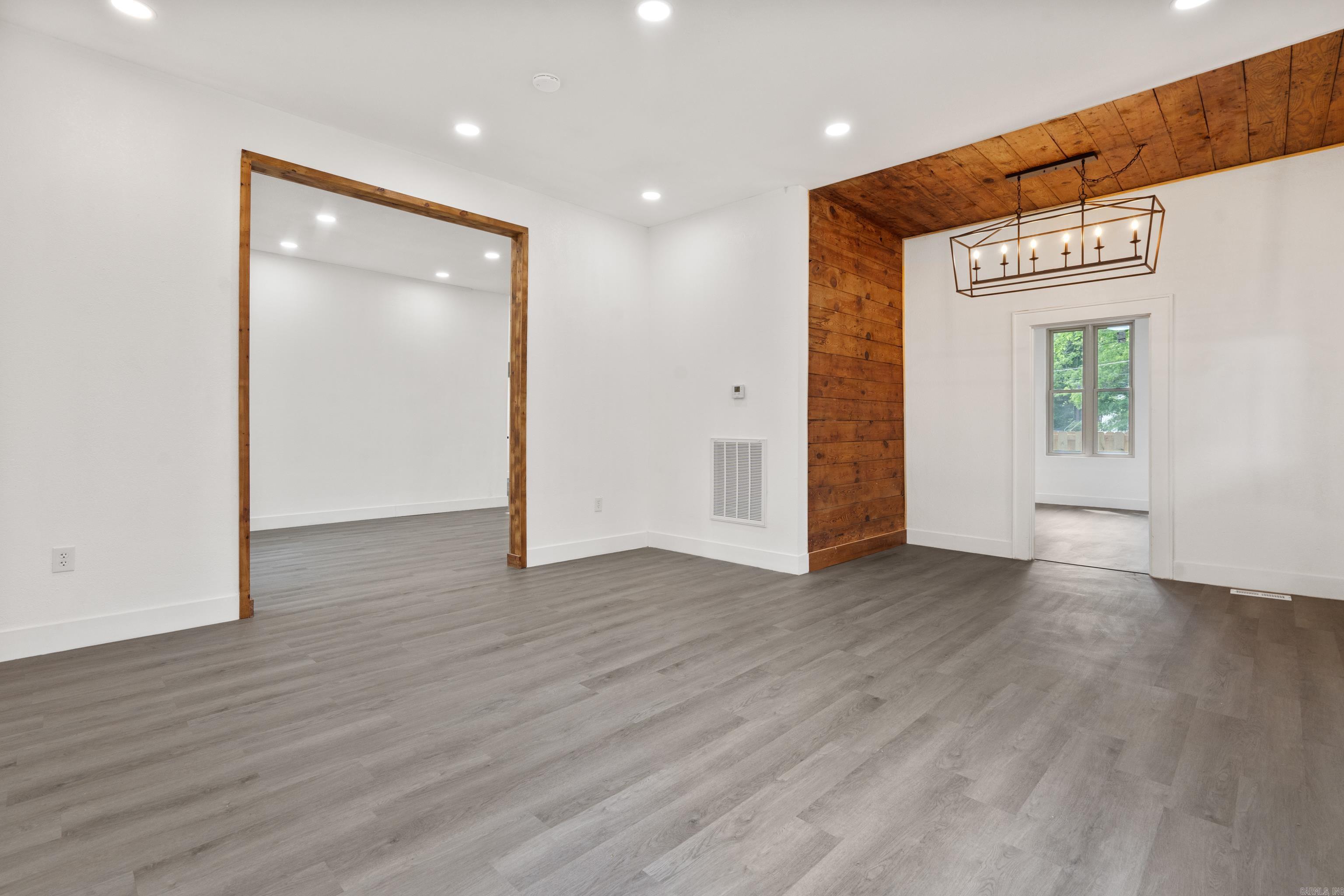 207 Hagen Street Hot Springs, AR 71913