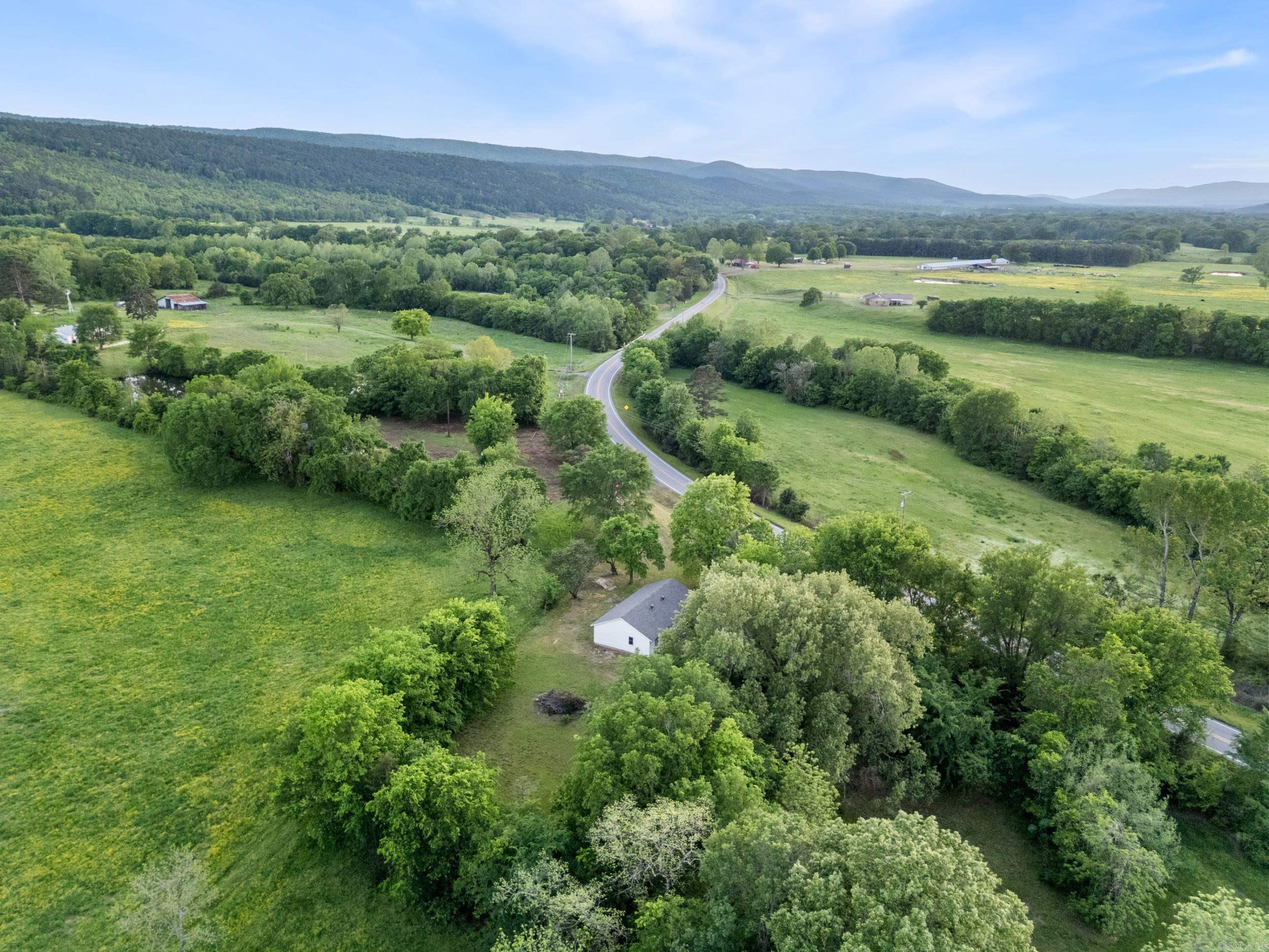 15325 Highway 80  Danville, AR