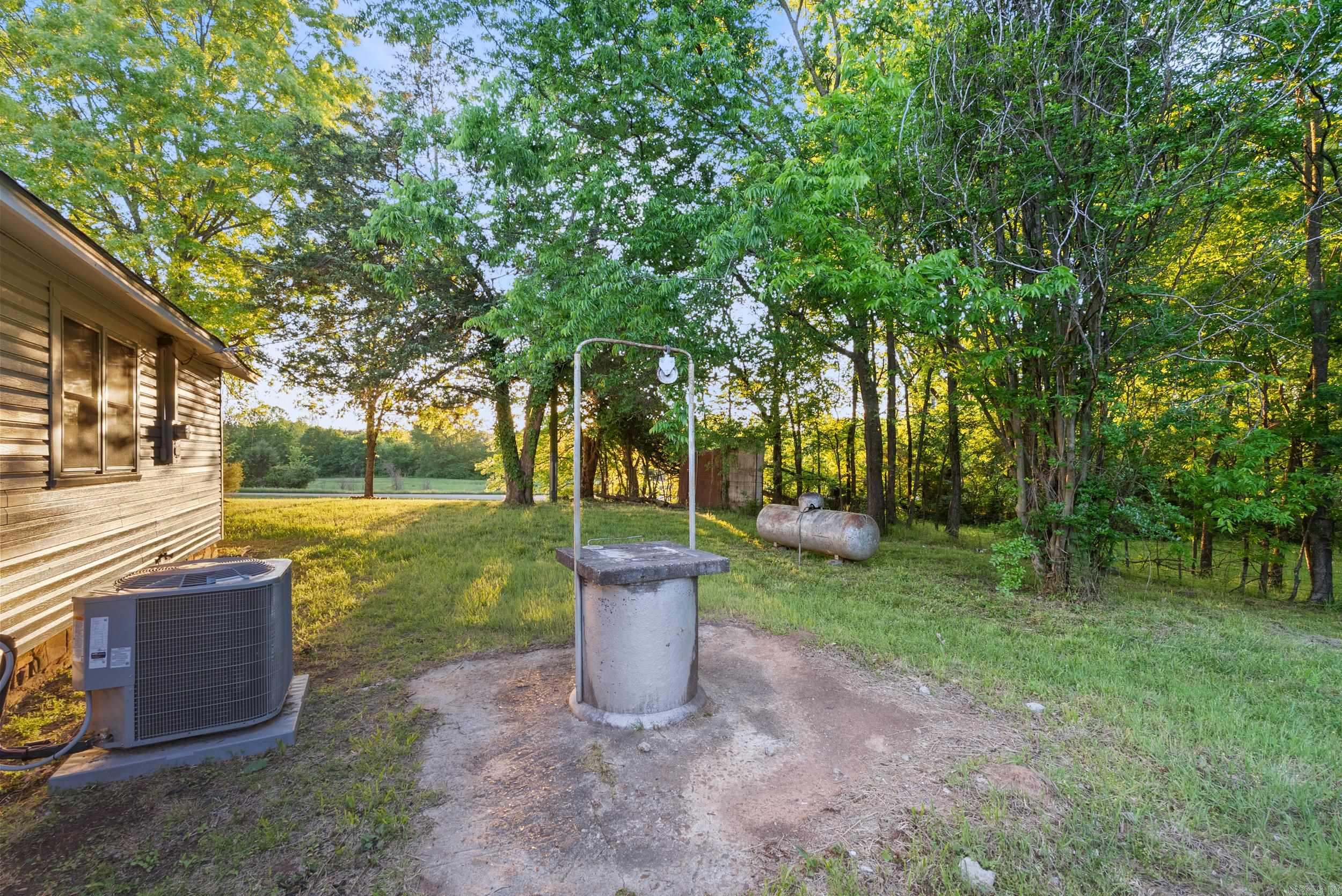 15325 Highway 80  Danville, AR