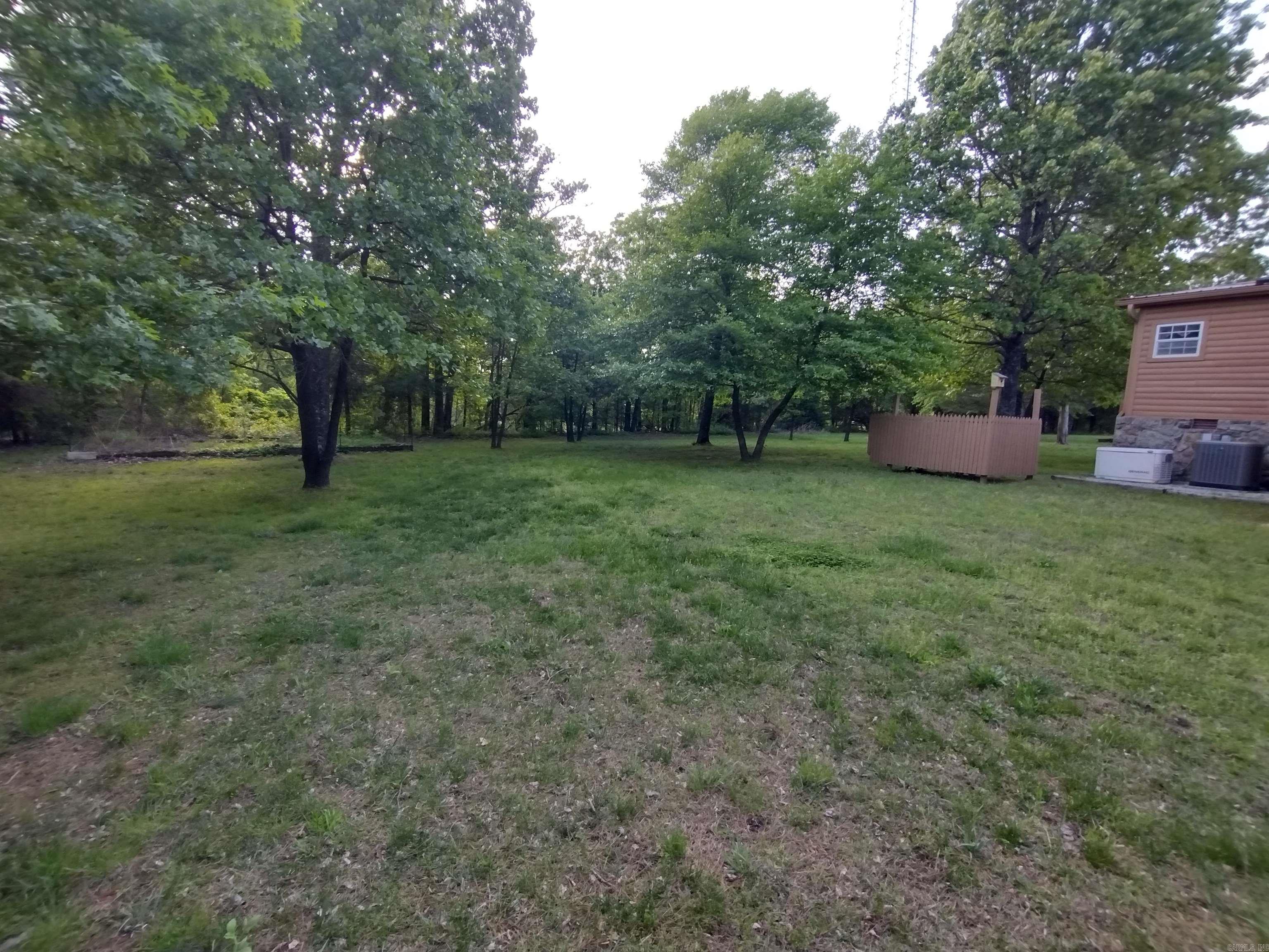 227 Lord LN Mountain View, AR 72560