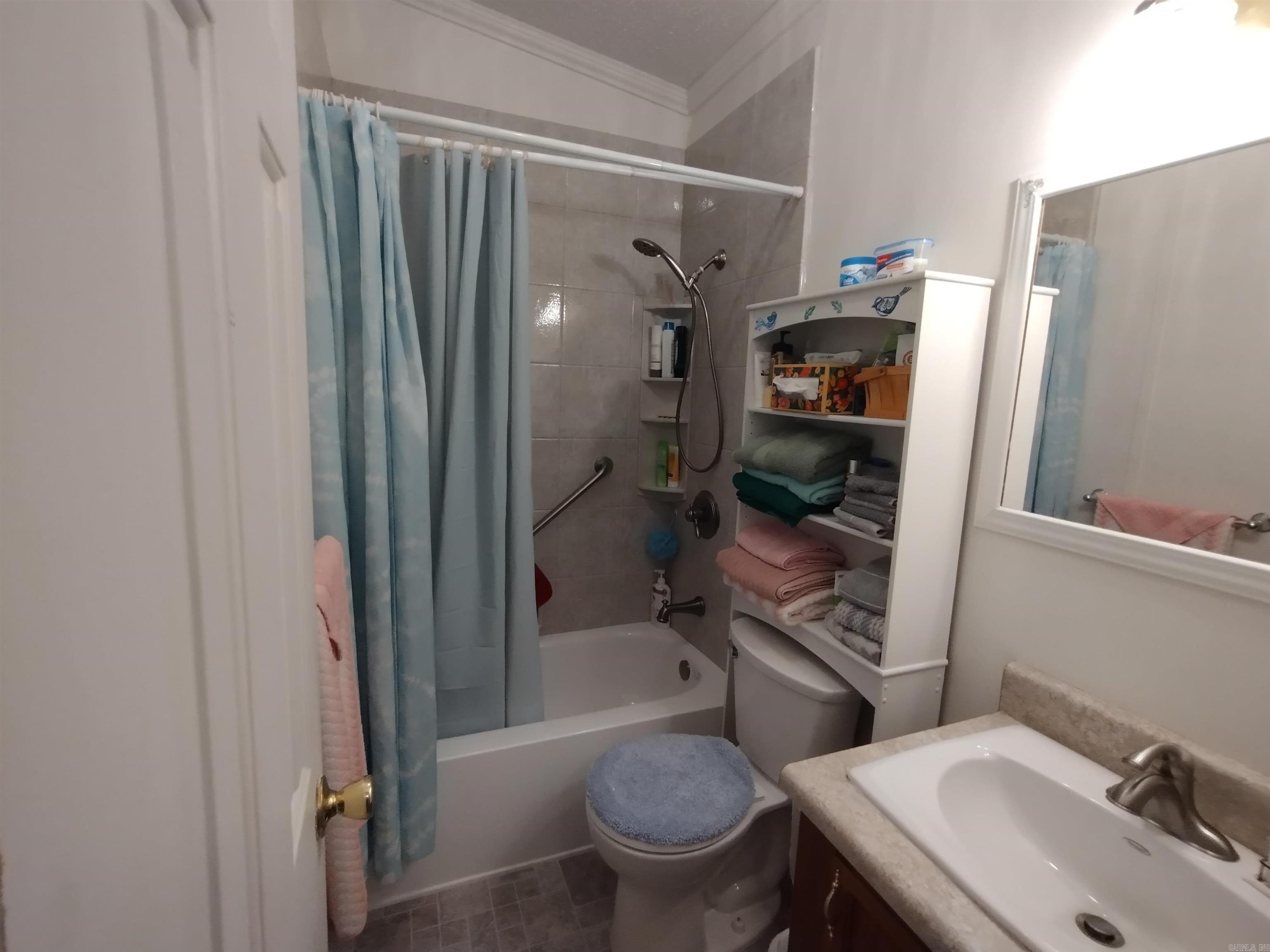 227 Lord LN Mountain View, AR 72560