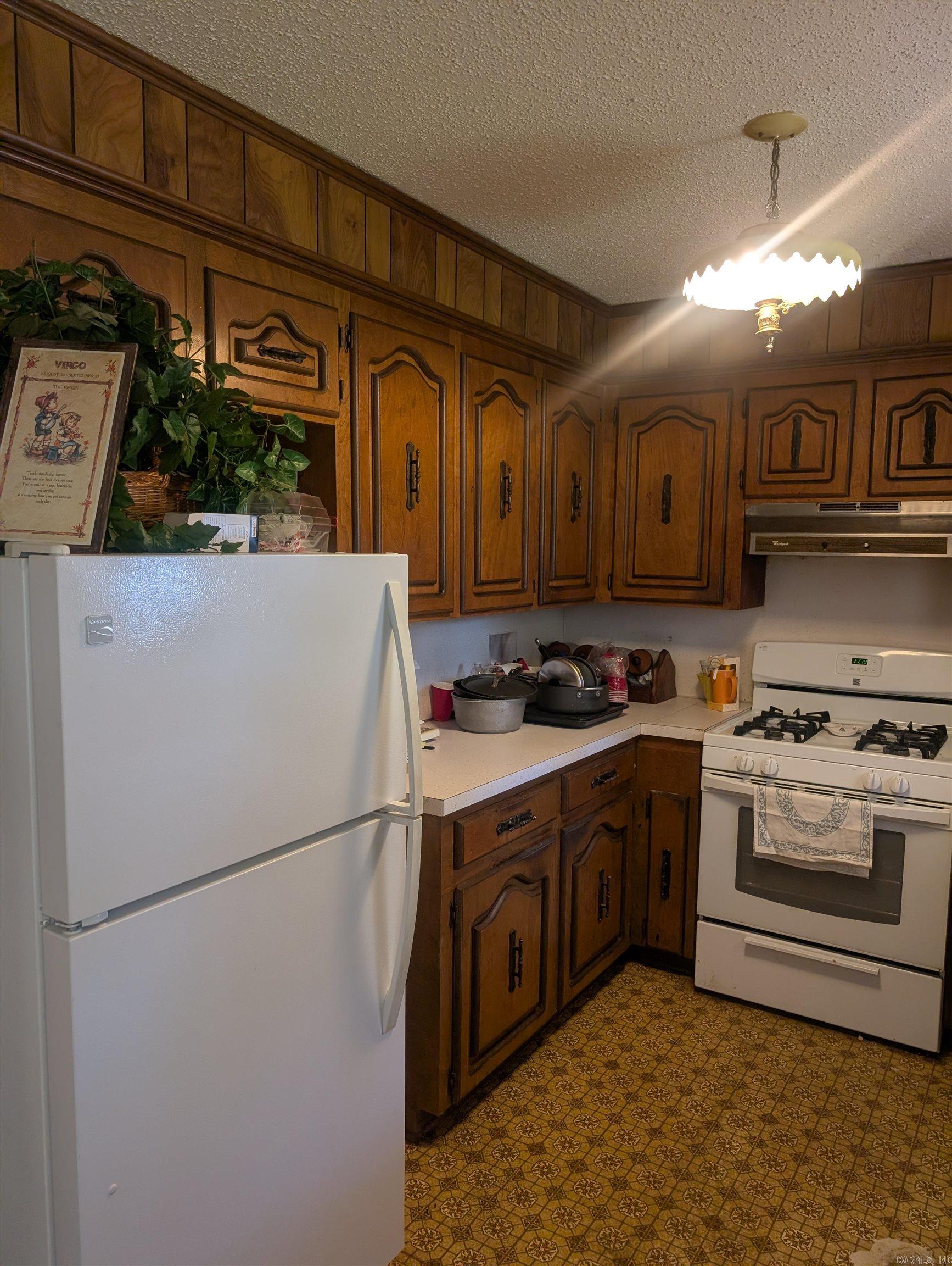 3062 Mount Holly Rd  Camden, AR