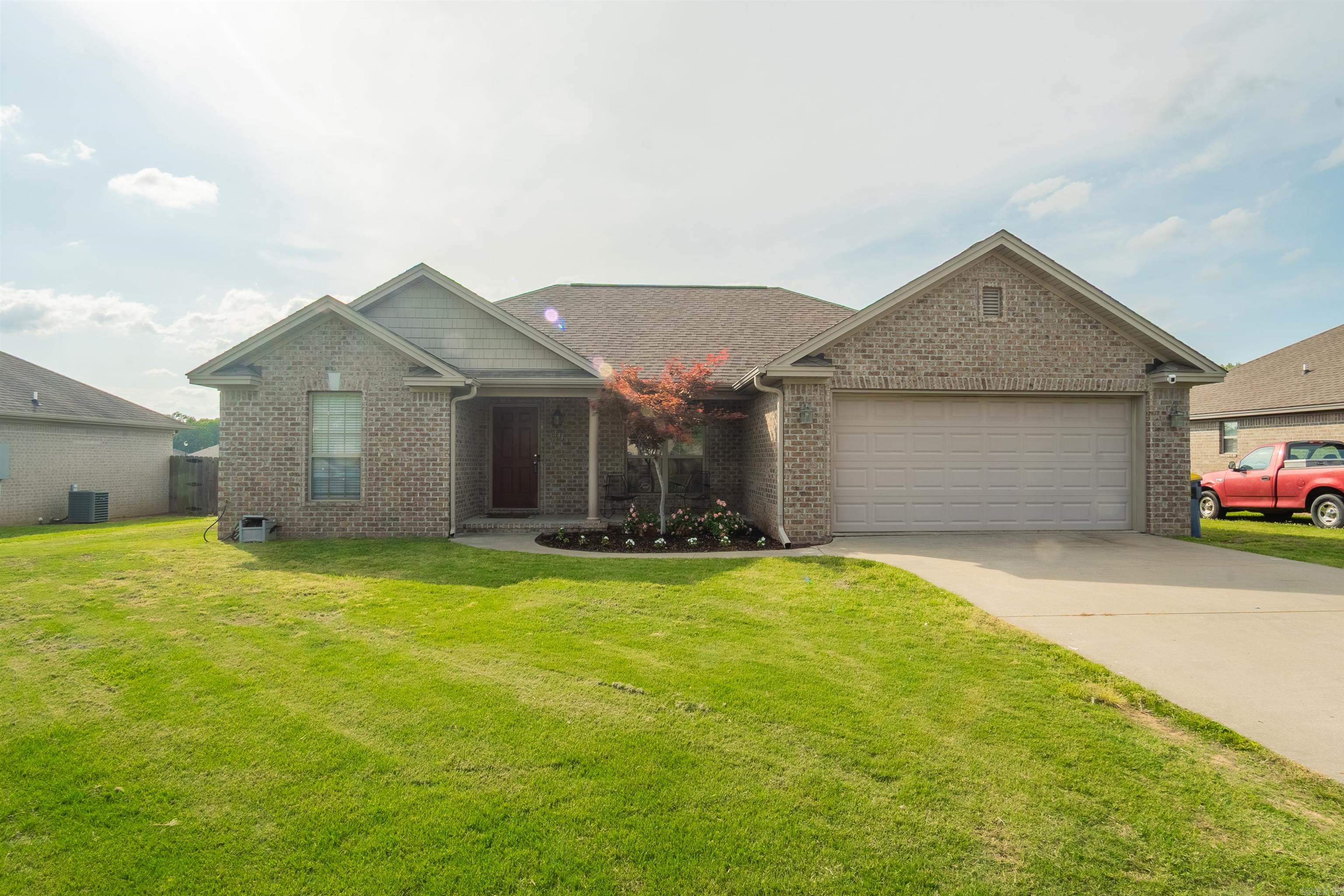 2415 Bluestone Drive — photo 3