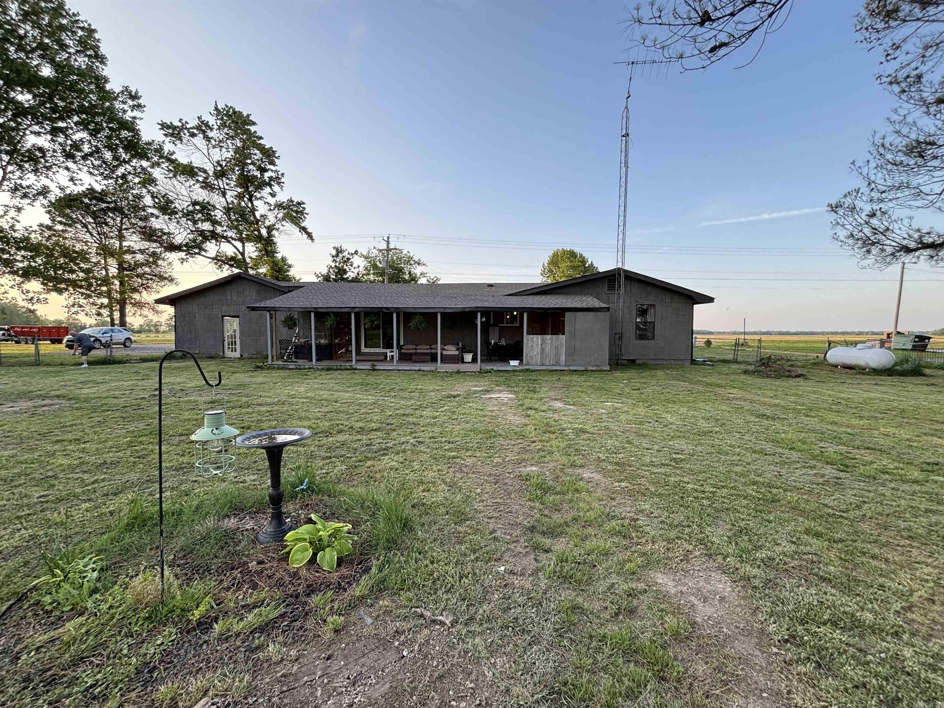 47  highway 364  Hickory Ridge, AR