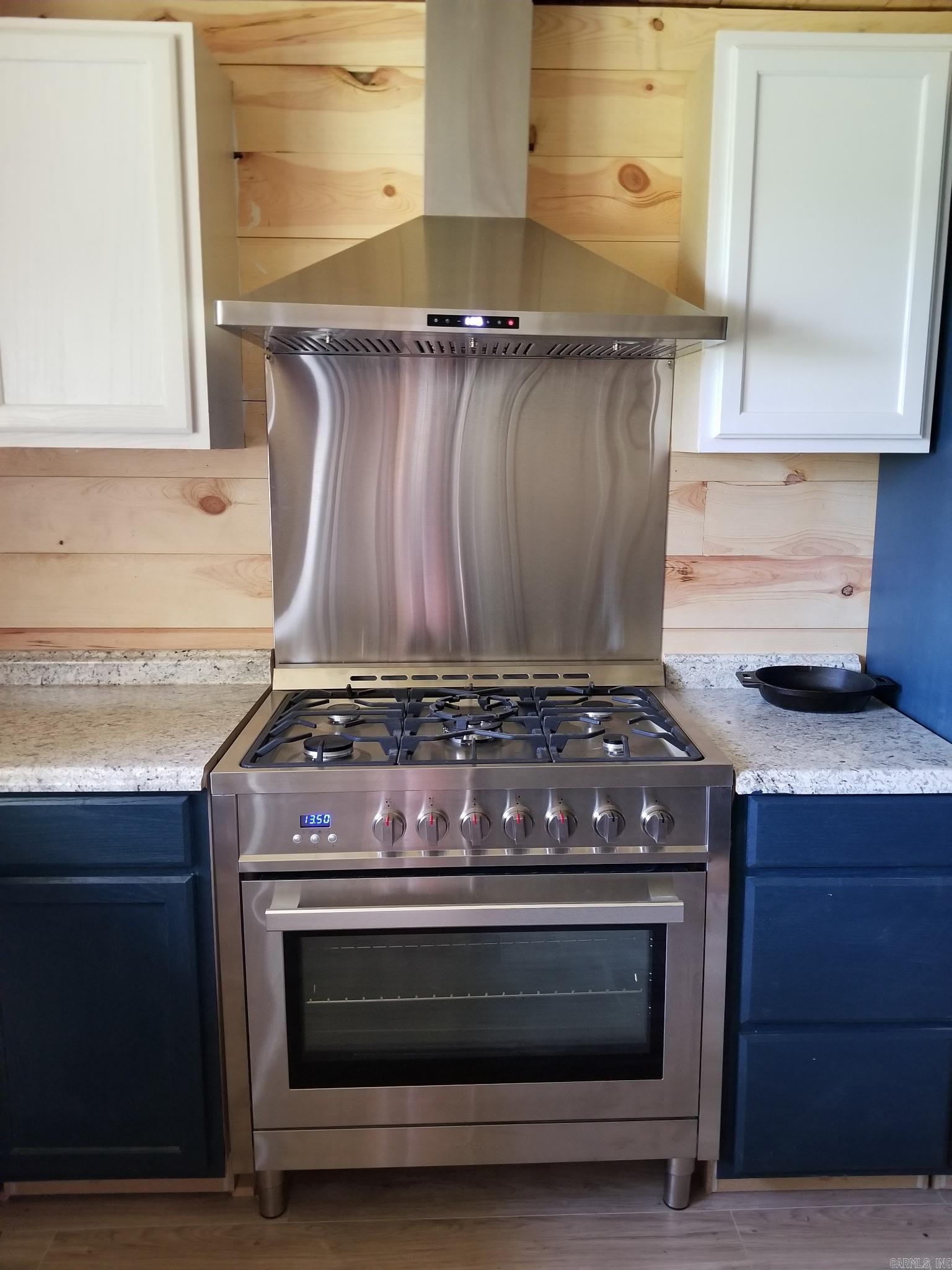 47 highway 364  Hickory Ridge, AR