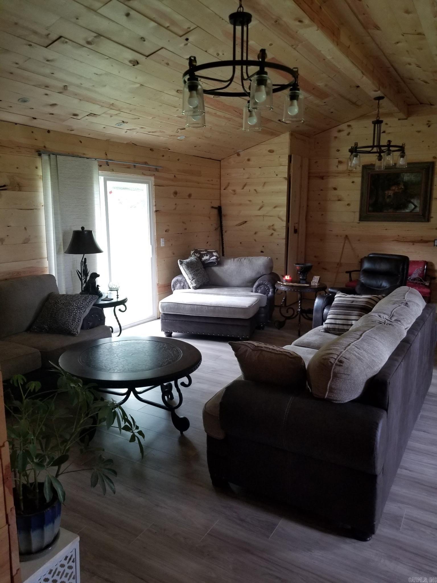 47 highway 364  Hickory Ridge, AR