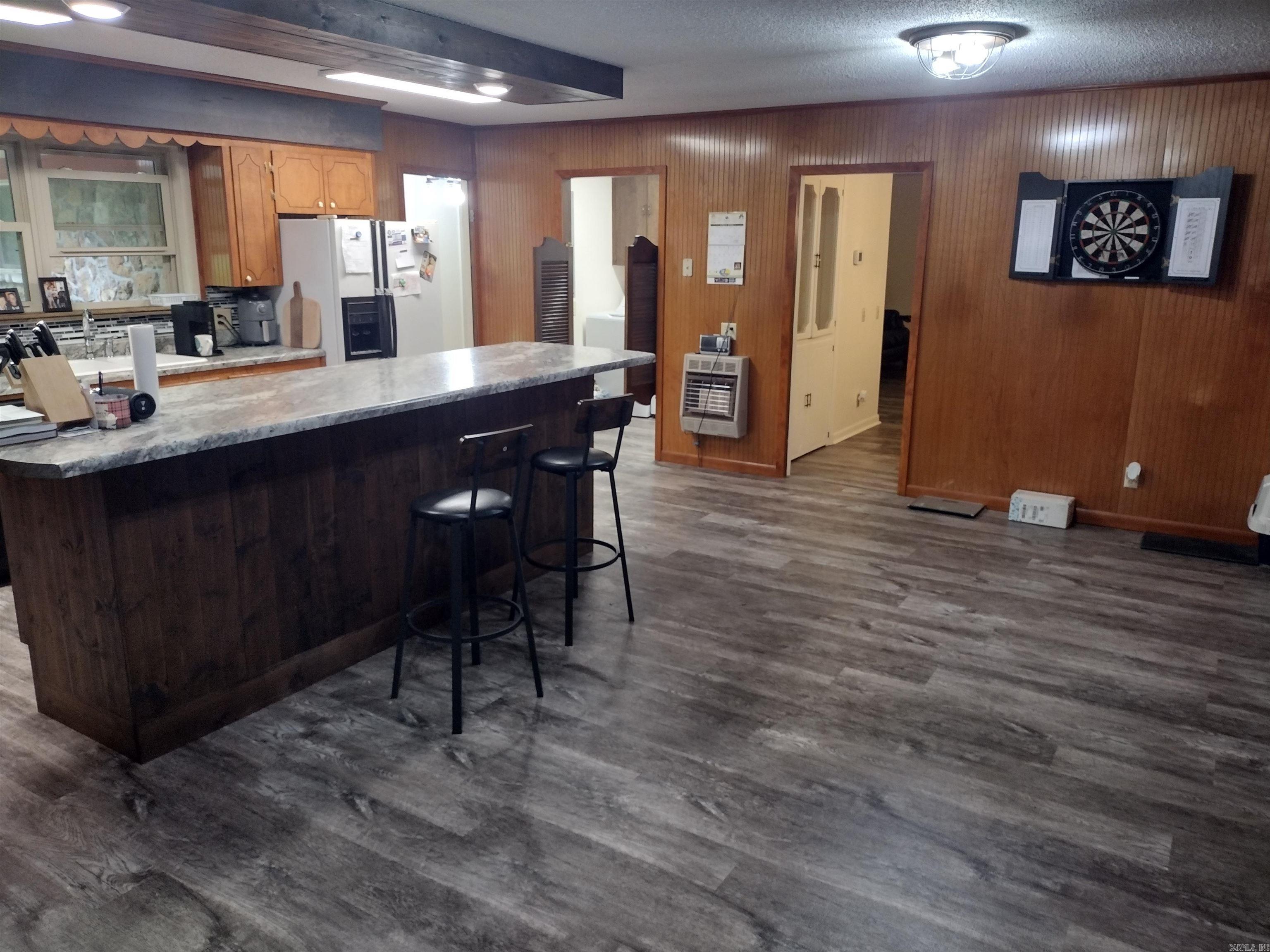 589 N Ridgeview  Mountain View, AR