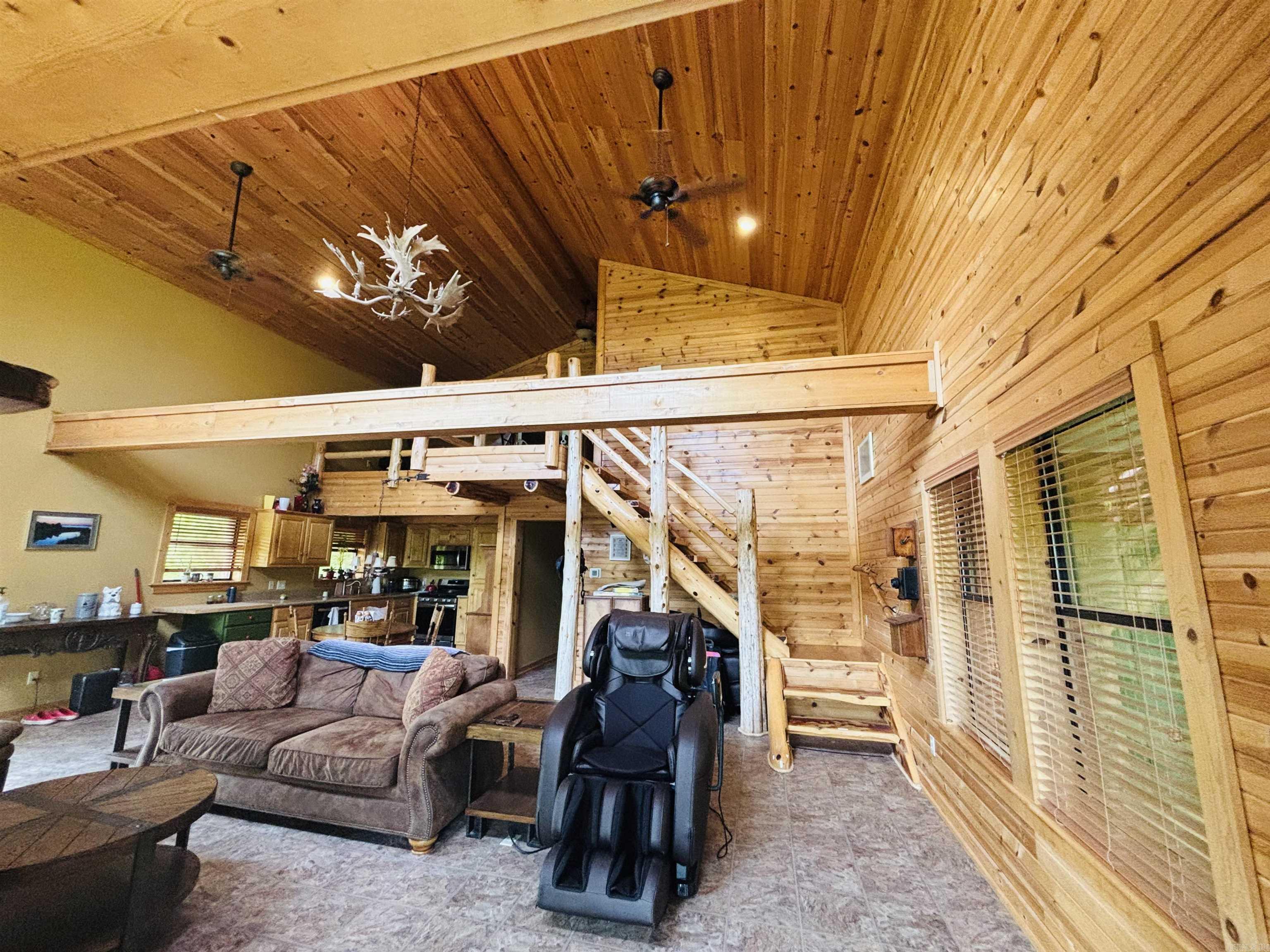 108 Georgia  Mountain View, AR