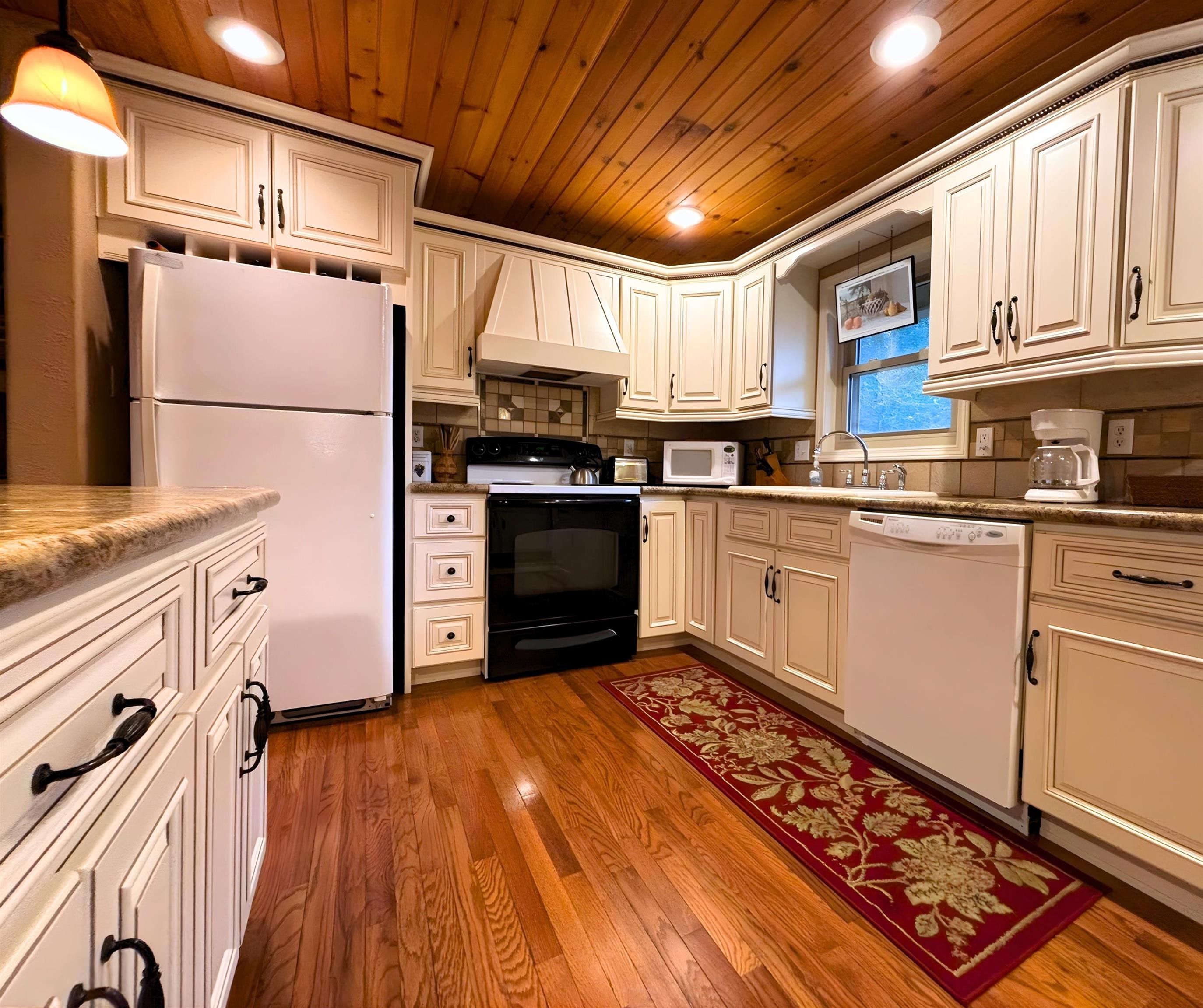 12 Eufaula  Cherokee Village, AR