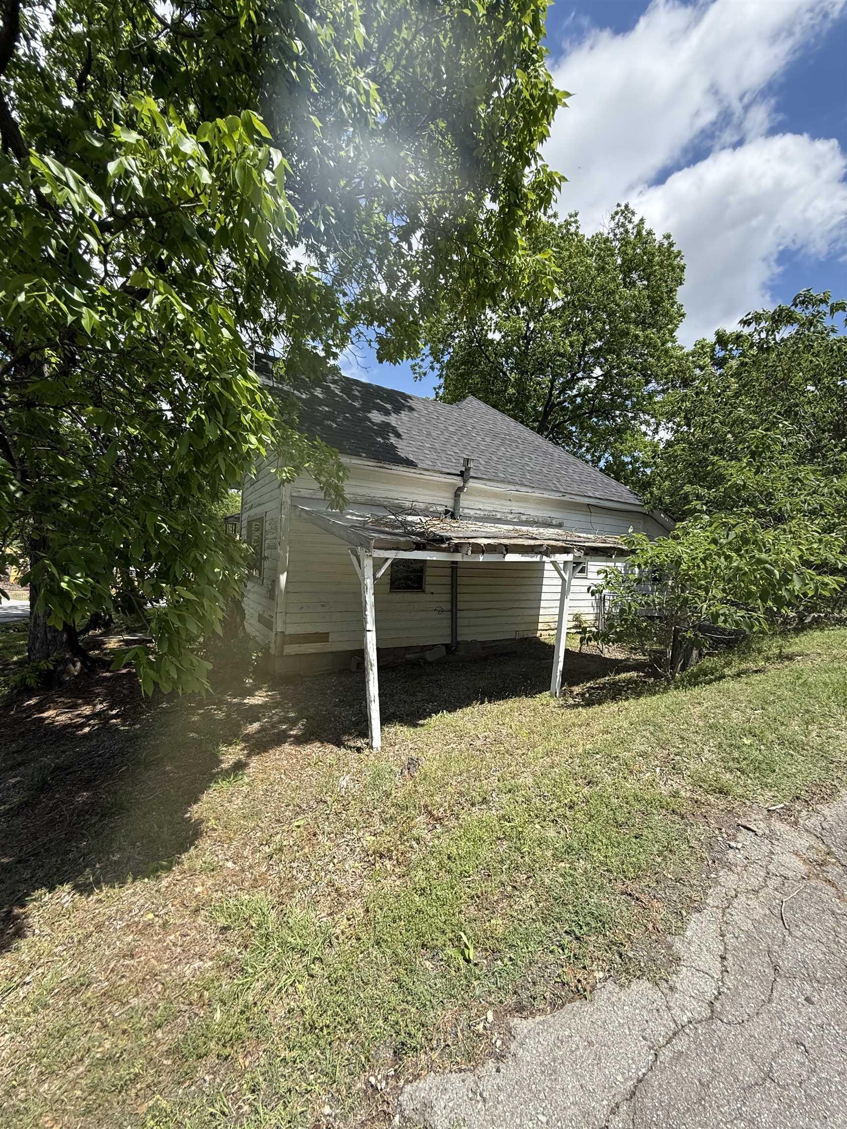 1220 Gum Street North Little Rock, AR 72114
