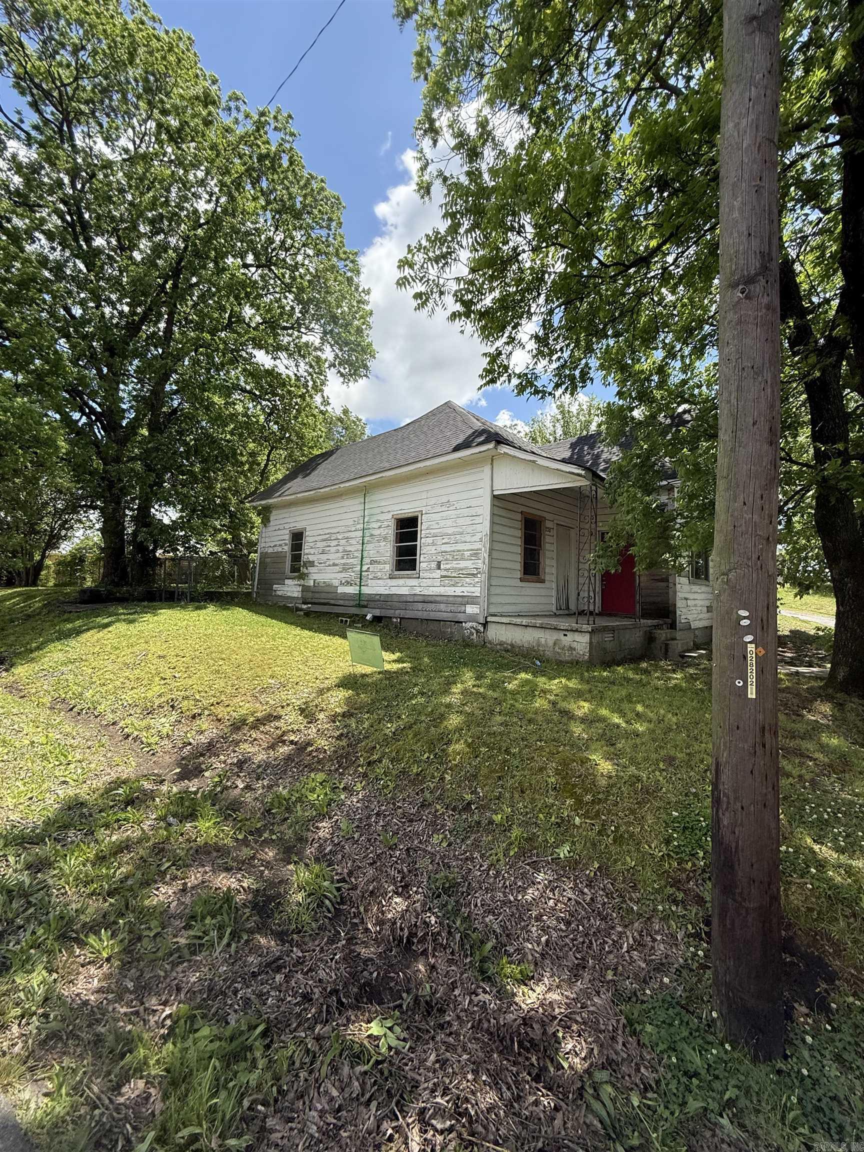 1220 Gum Street North Little Rock, AR 72114