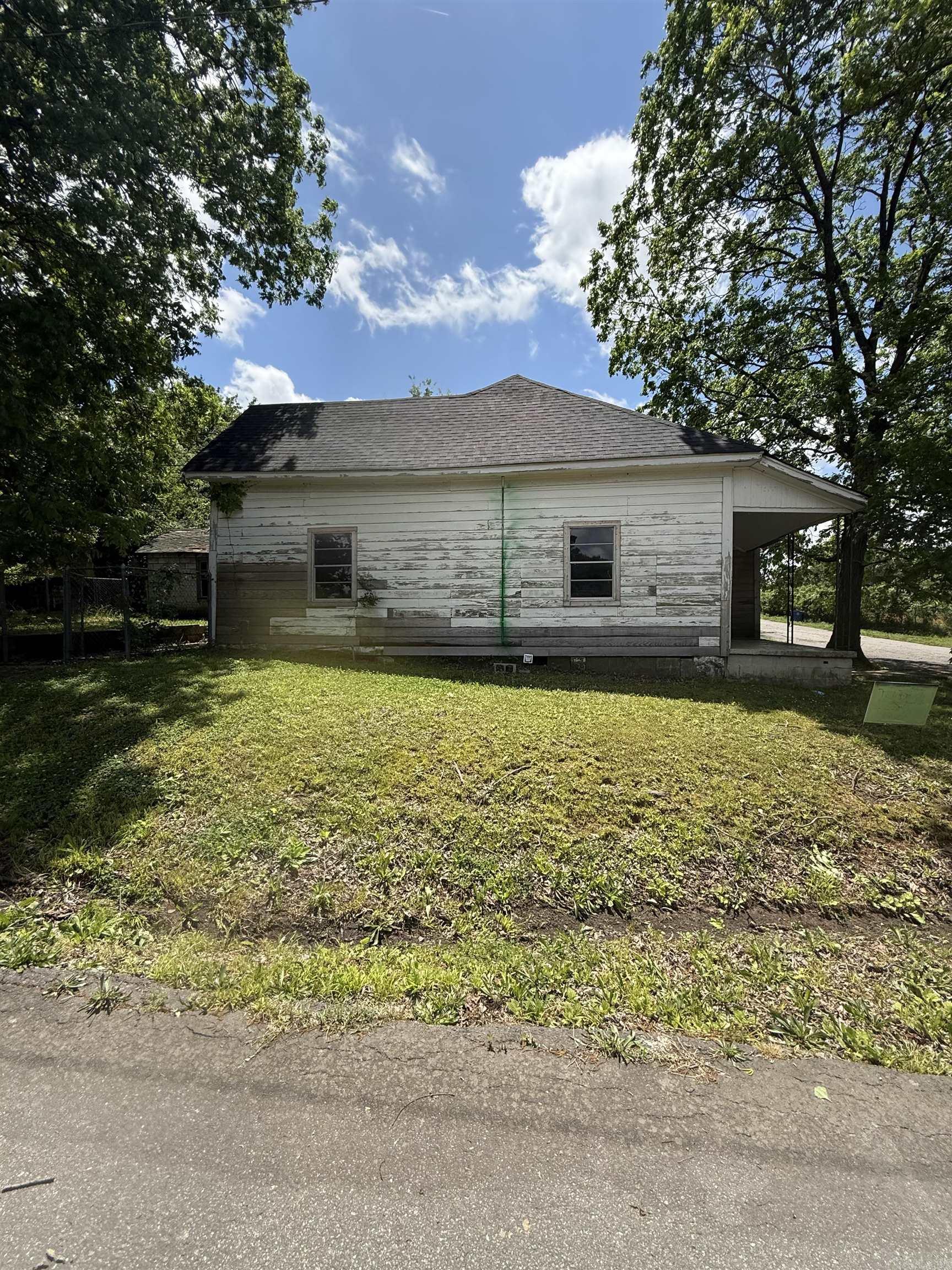 1220 Gum Street North Little Rock, AR 72114