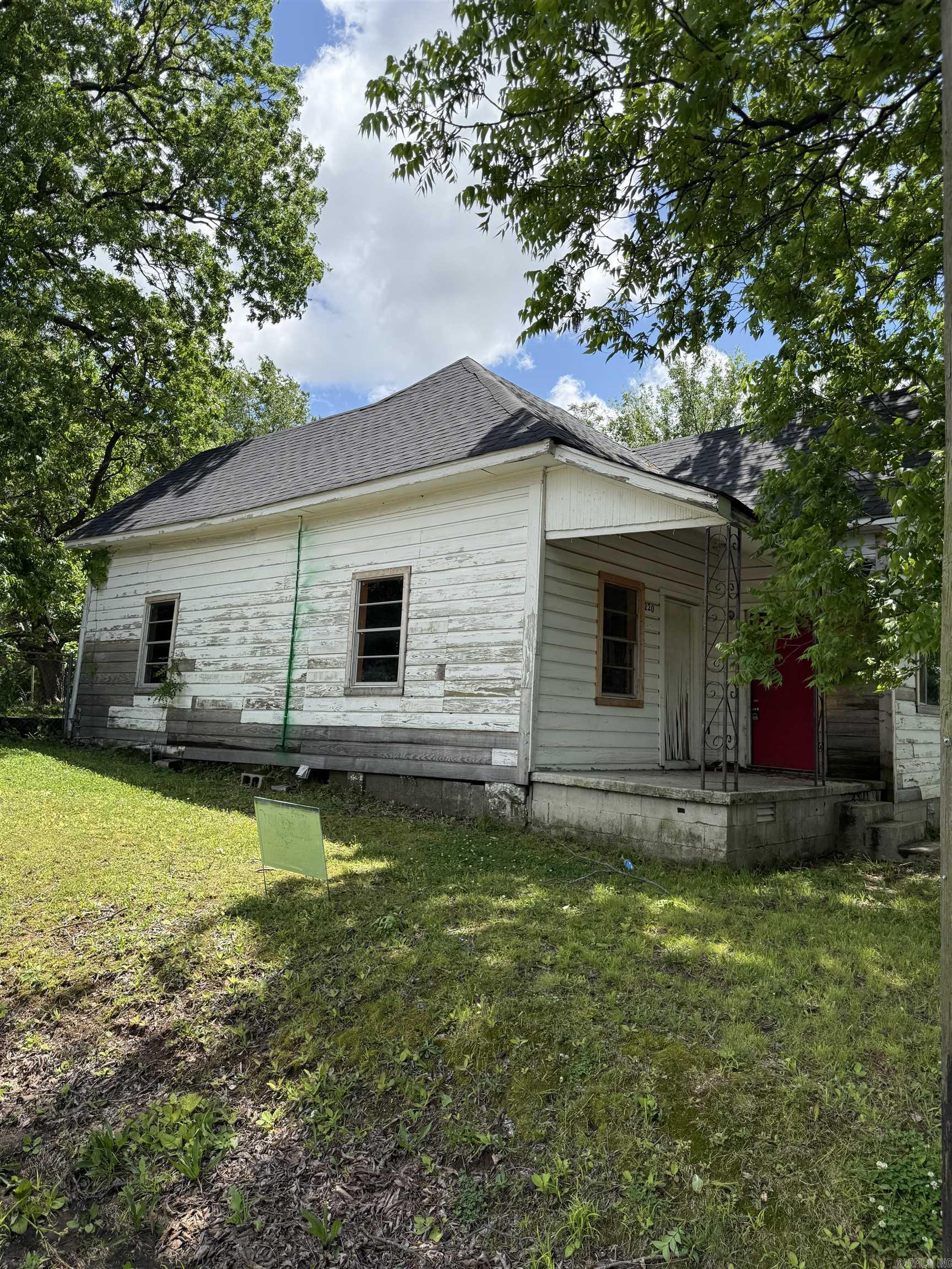 1220 Gum Street North Little Rock, AR 72114