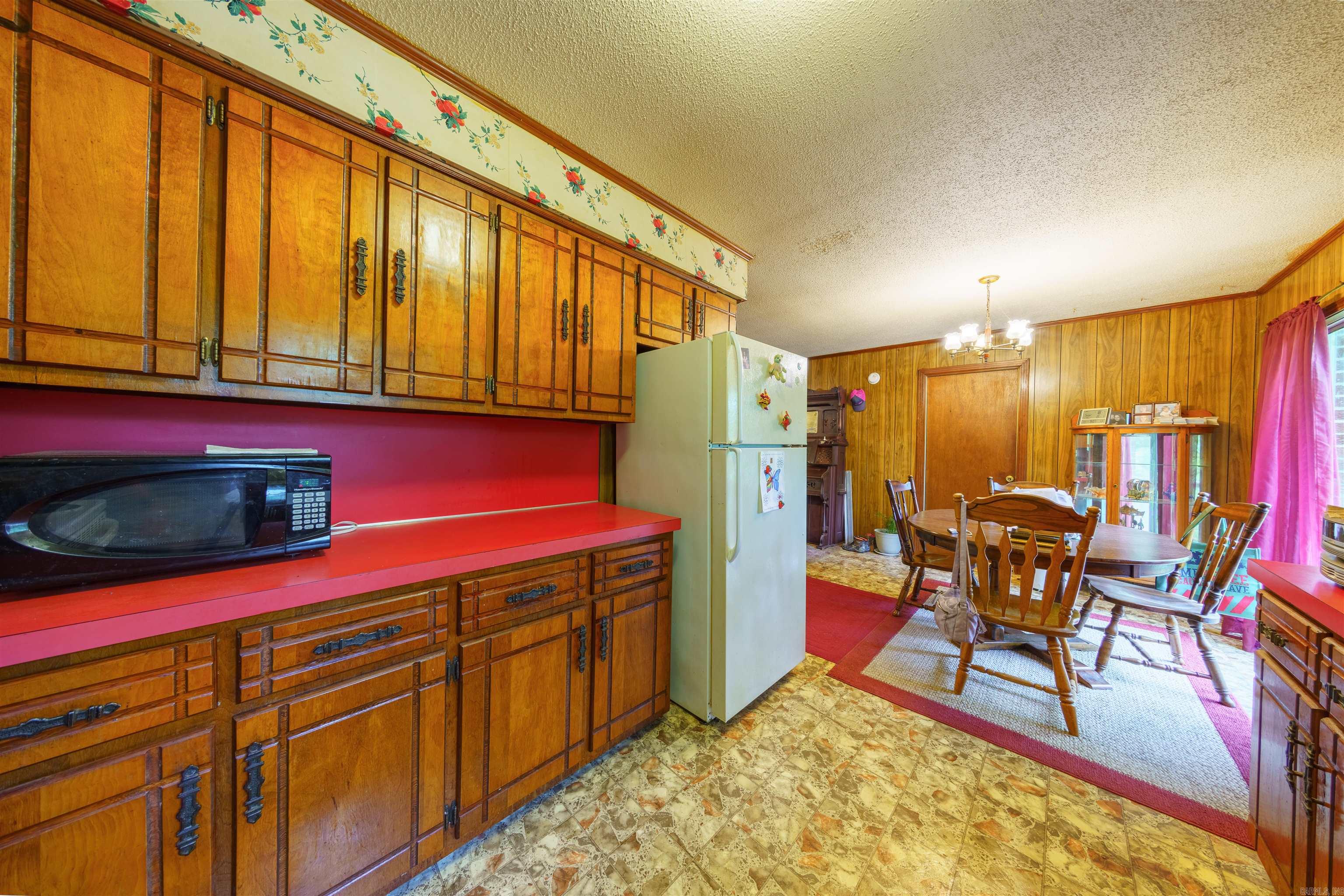 3009 N Main  Mount Pleasant, AR