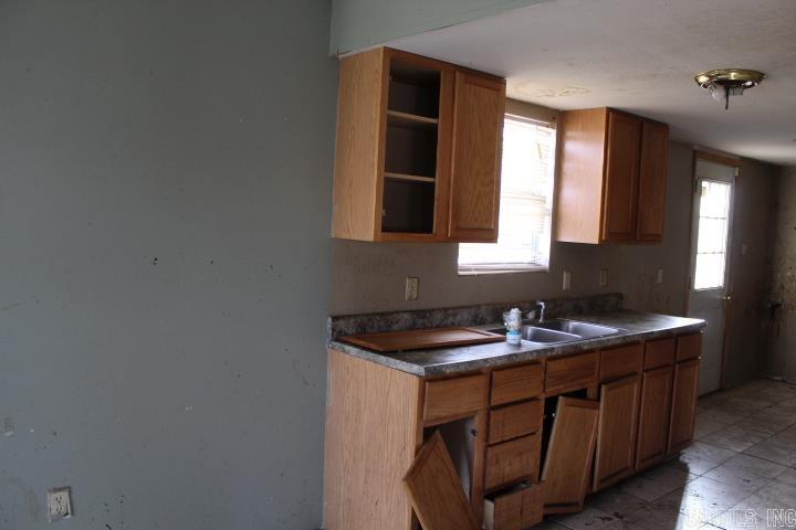 1214 W 48th  North Little Rock, AR