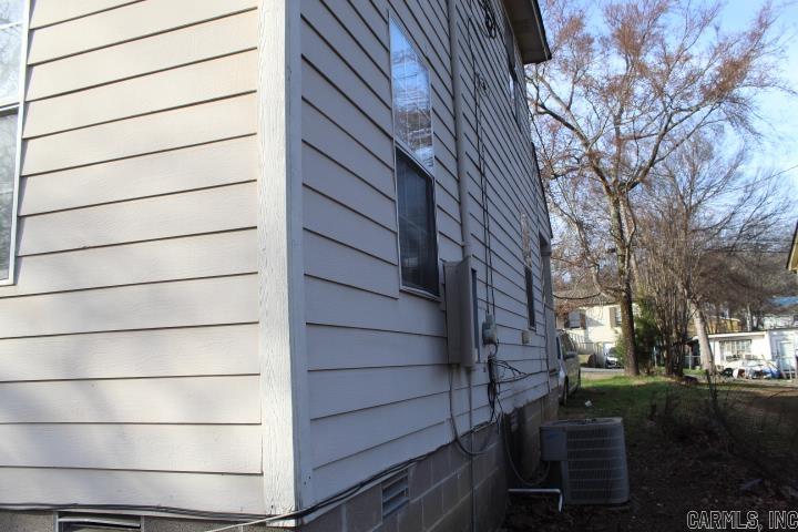 1214 W 48th  North Little Rock, AR