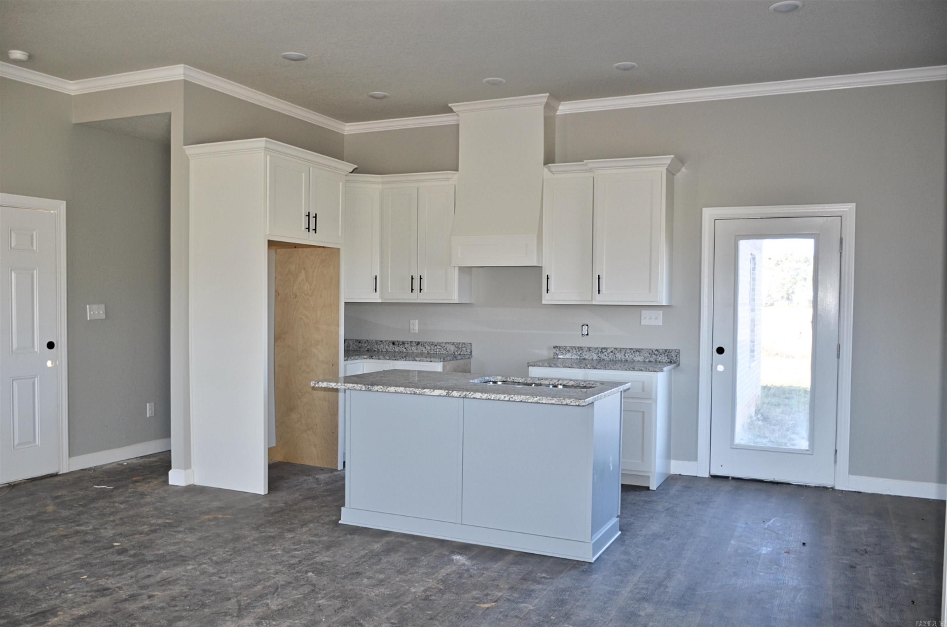 220 Quincy Cir  Trumann, AR