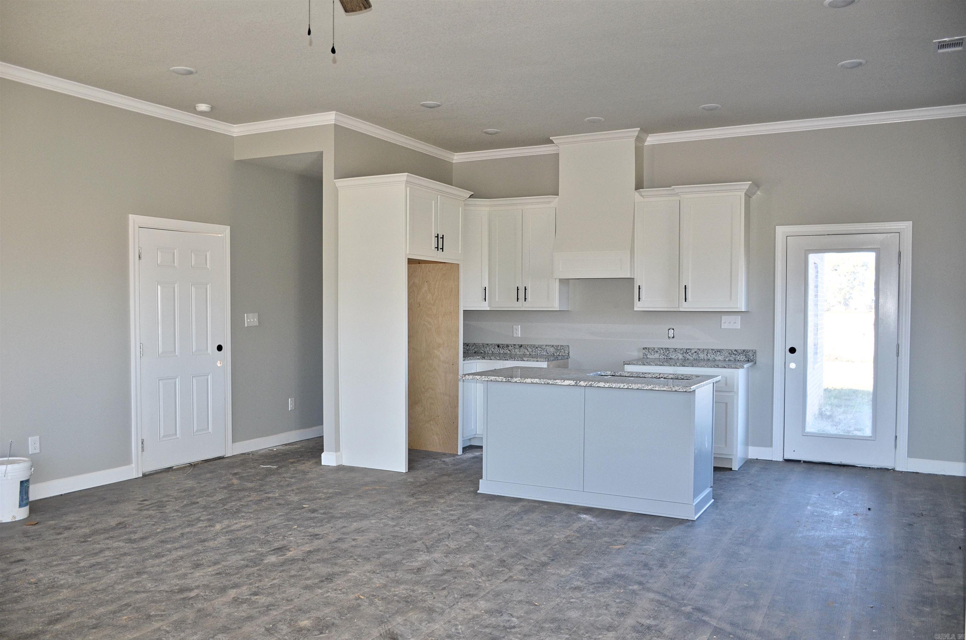 220 Quincy Cir  Trumann, AR