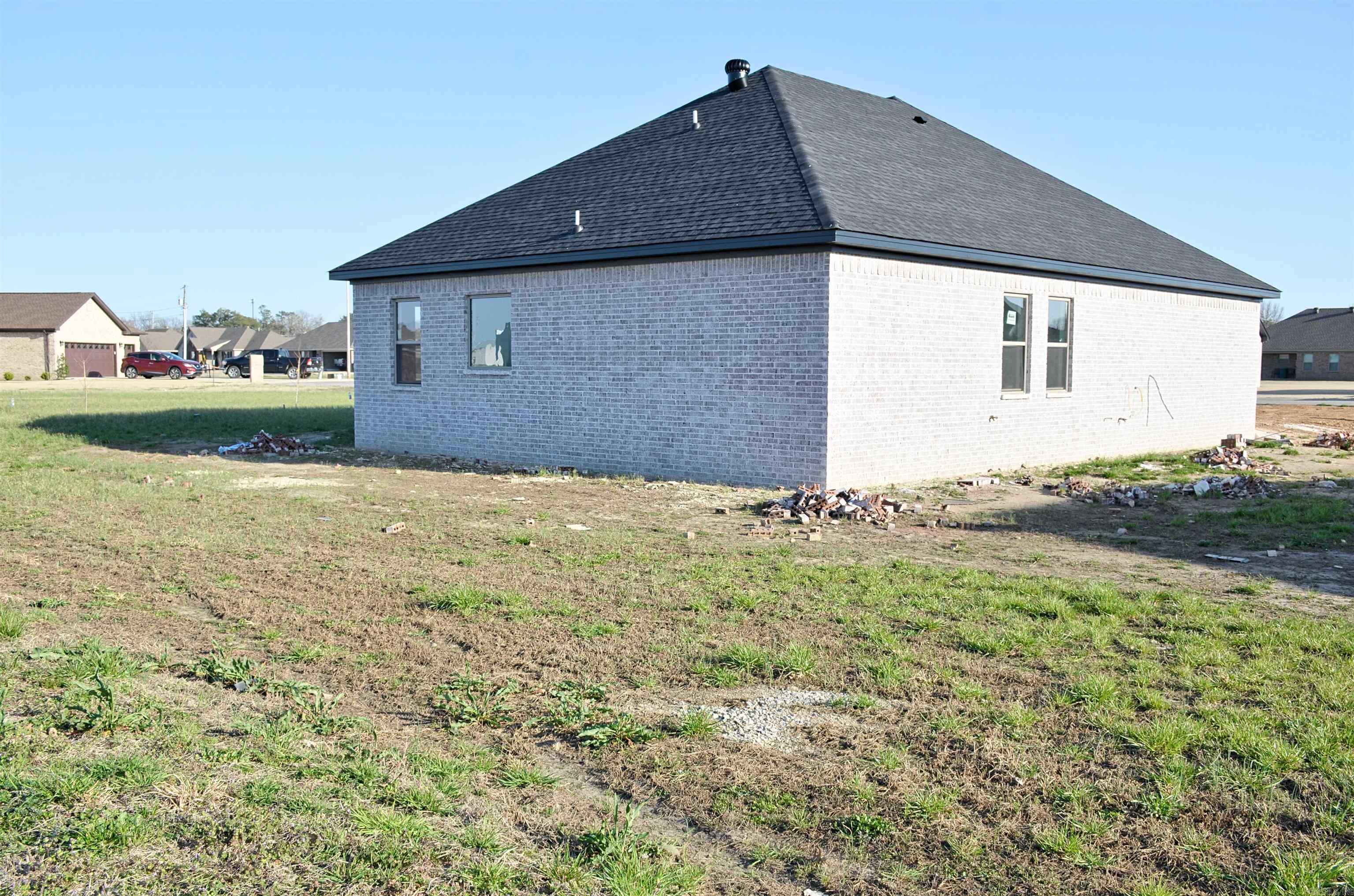 220 Quincy Cir Trumann, AR 72472