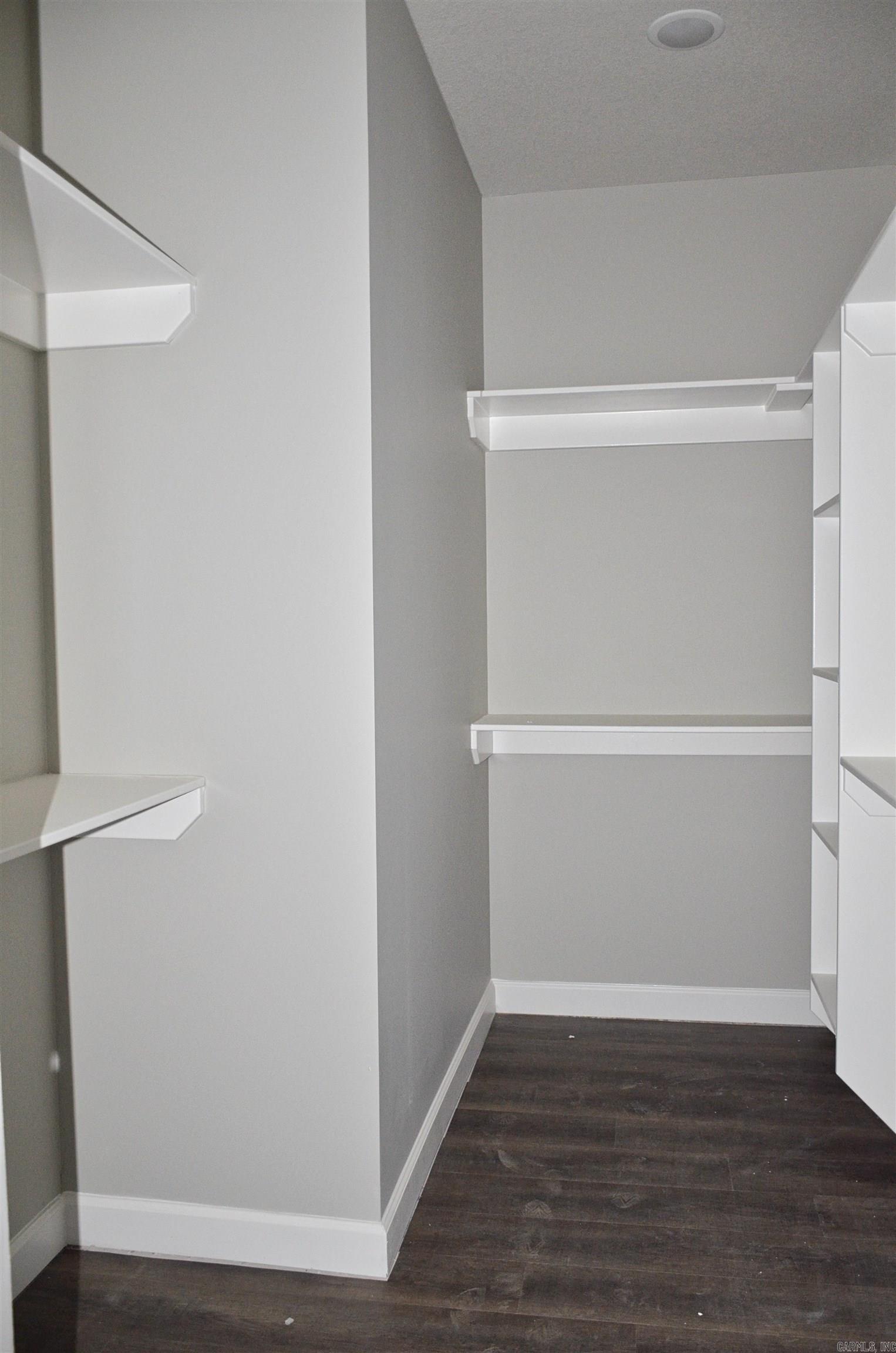 220 Quincy Cir  Trumann, AR