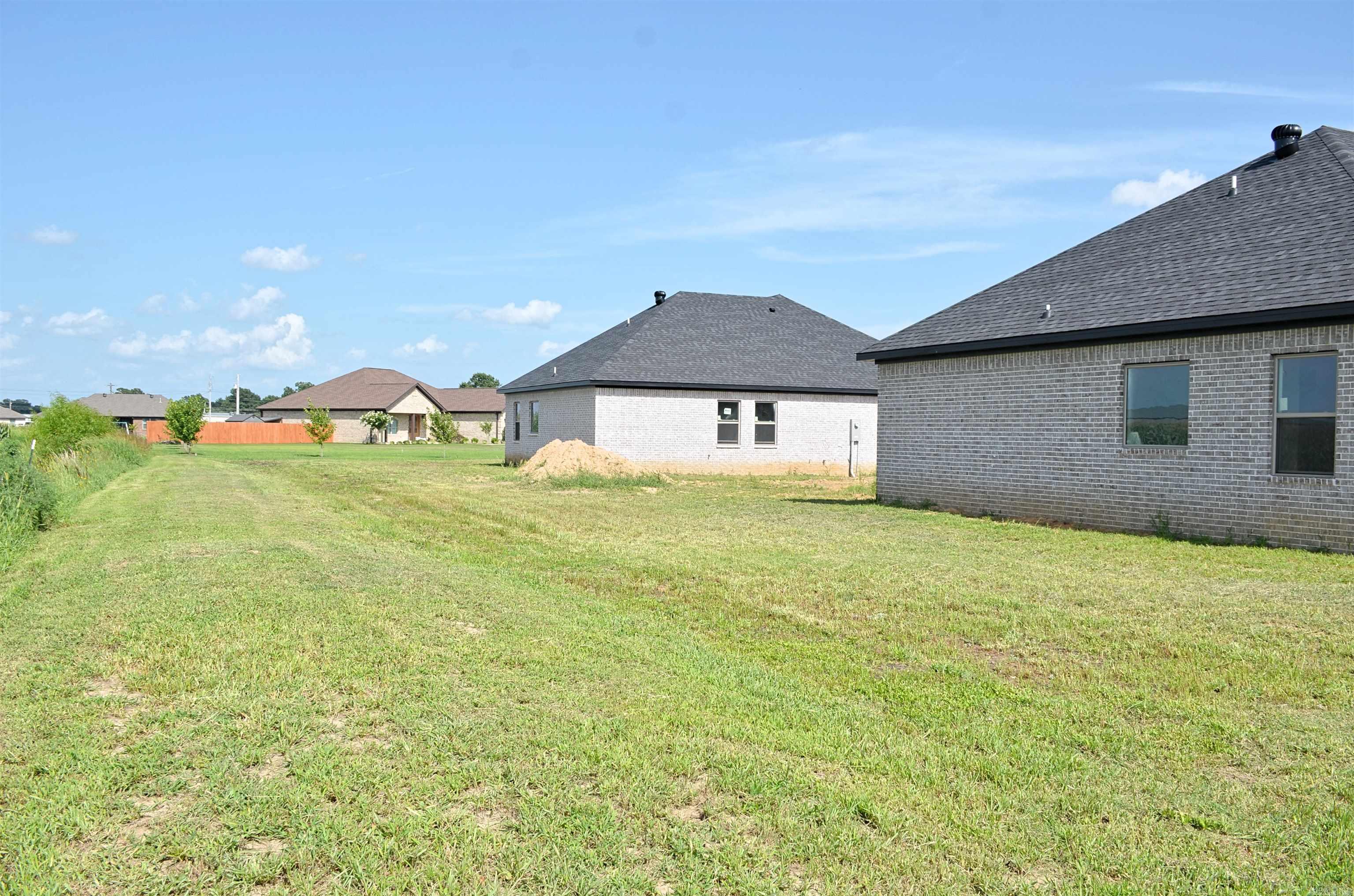 224 Quincy Cir Trumann, AR 72472