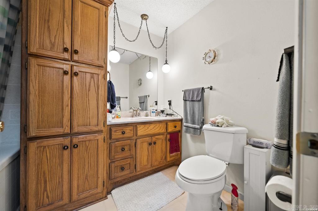 107 Leonard Street Hot Springs, AR 71913