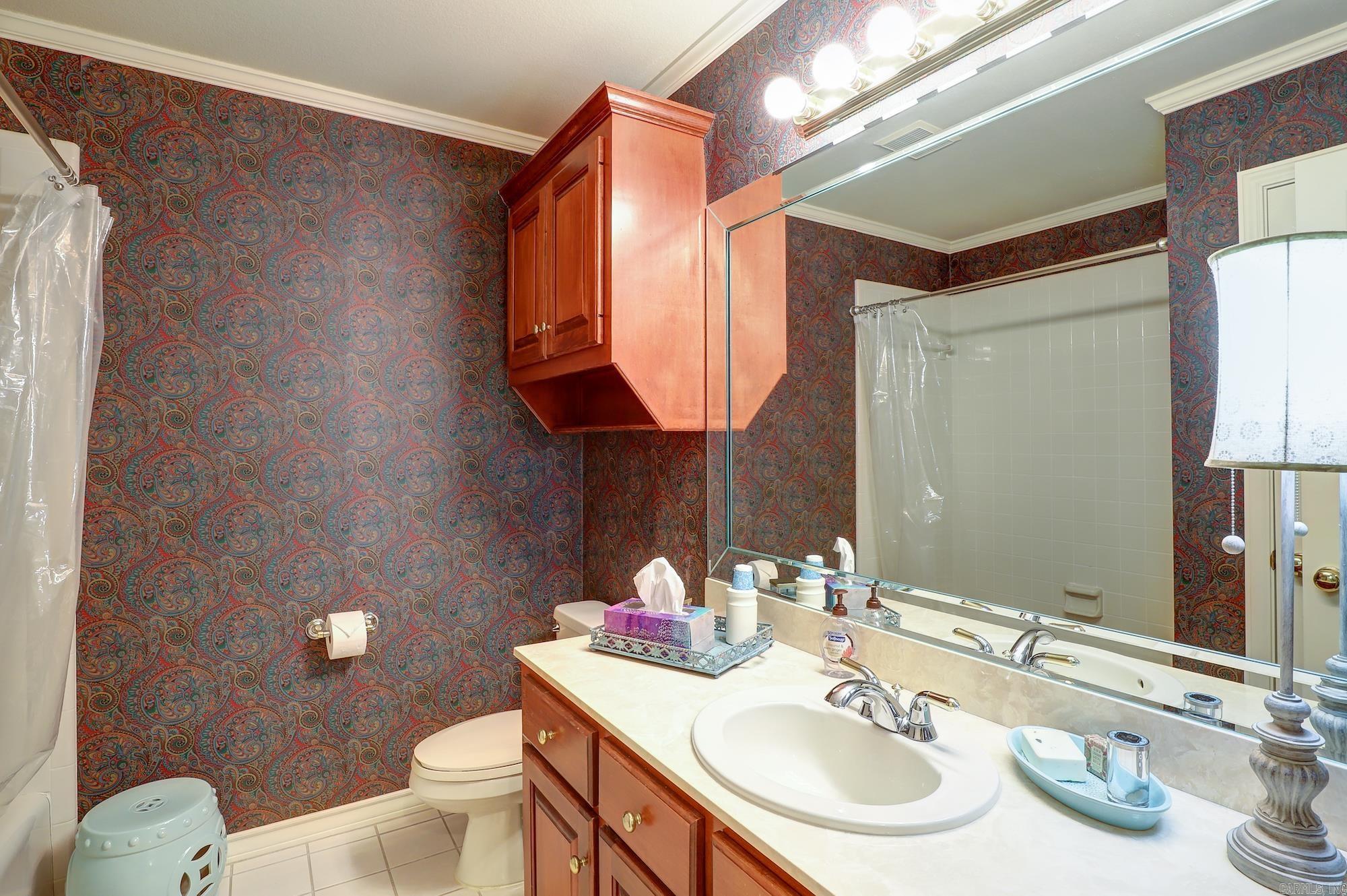 6632 Lakeridge Drive  Texarkana, TX