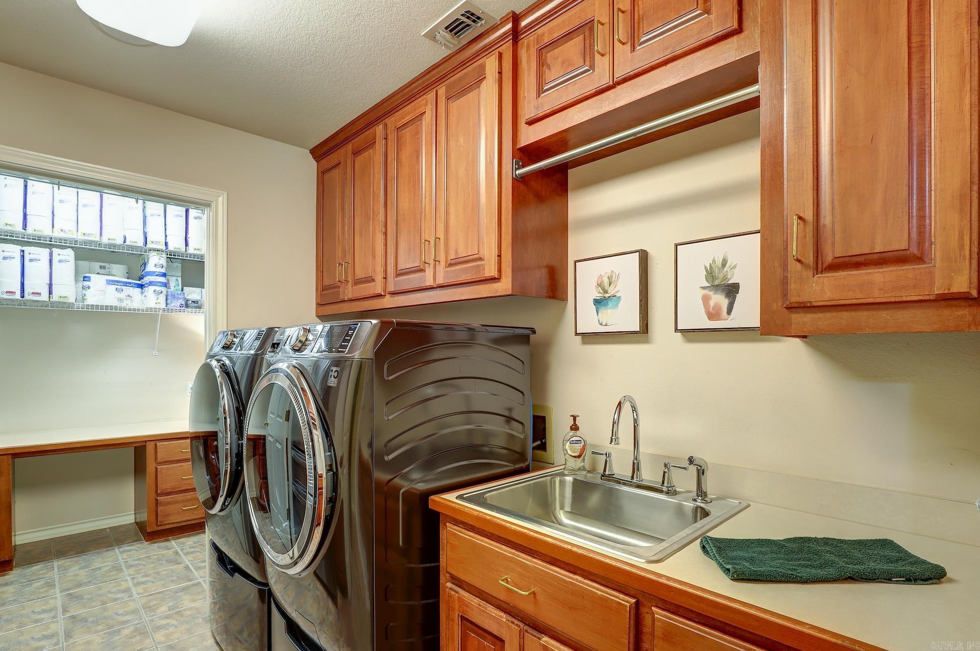 6632 Lakeridge Drive  Texarkana, TX