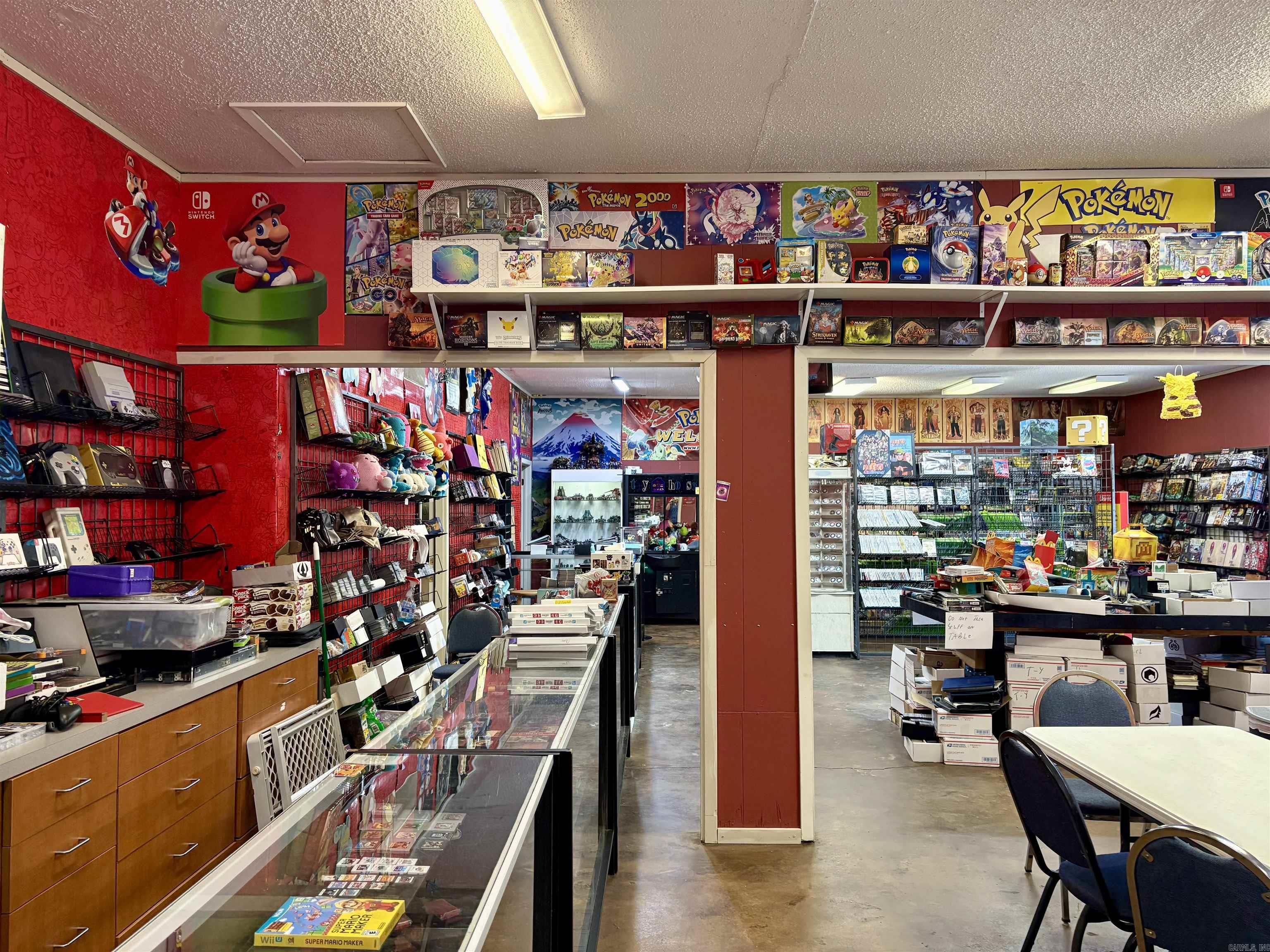 1898 E Market  Searcy, AR