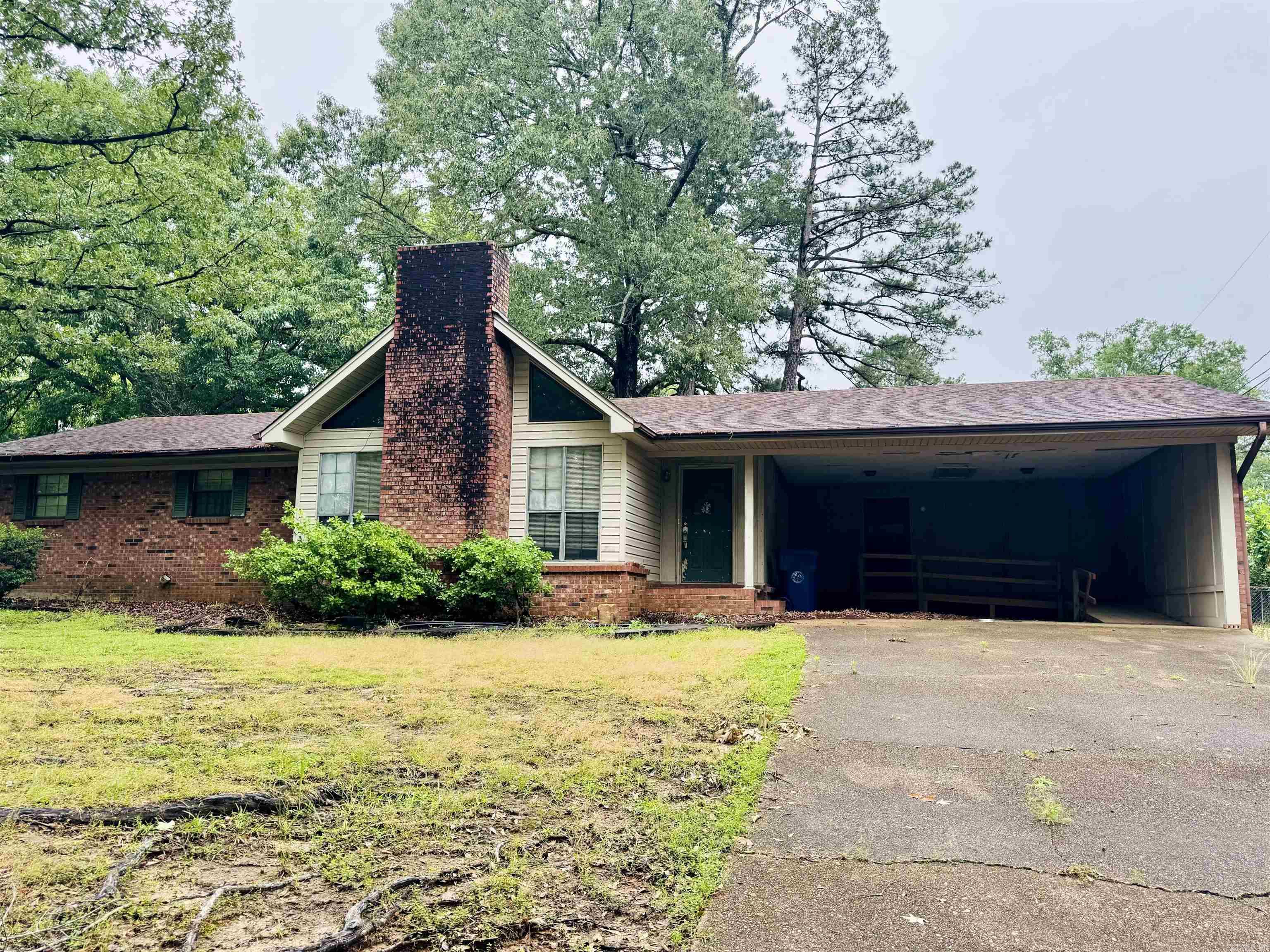 1083 Inca  Camden, AR