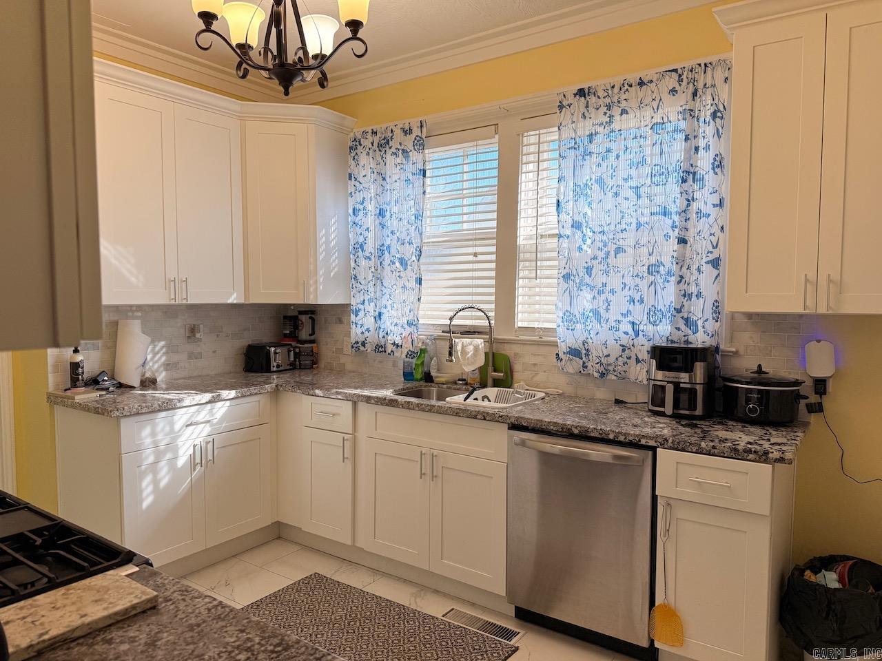 714 N Main  Monticello, AR