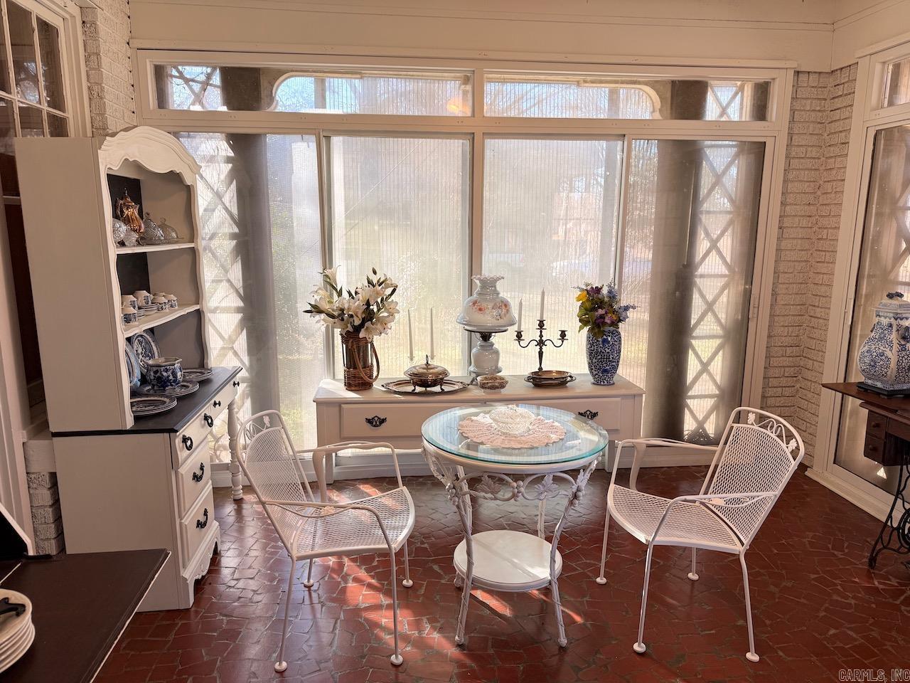 714 N Main  Monticello, AR