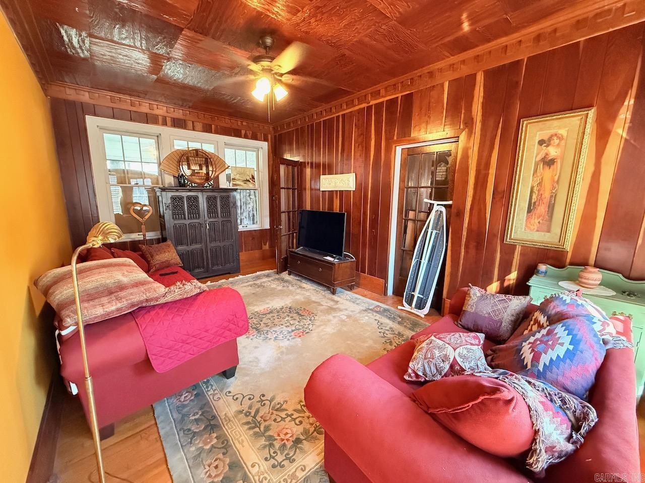 714 N Main  Monticello, AR