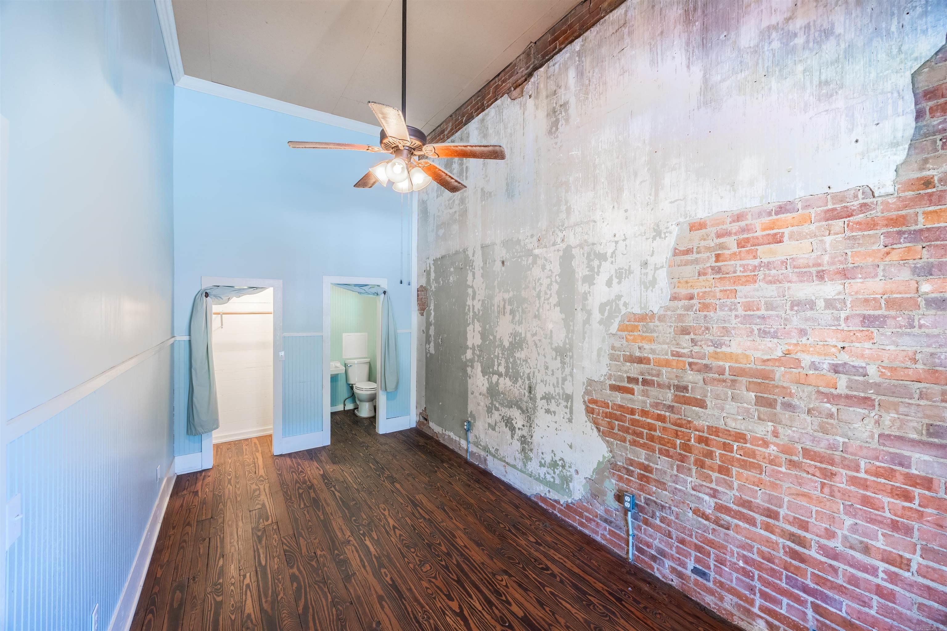 414 Main Street  Leslie, AR