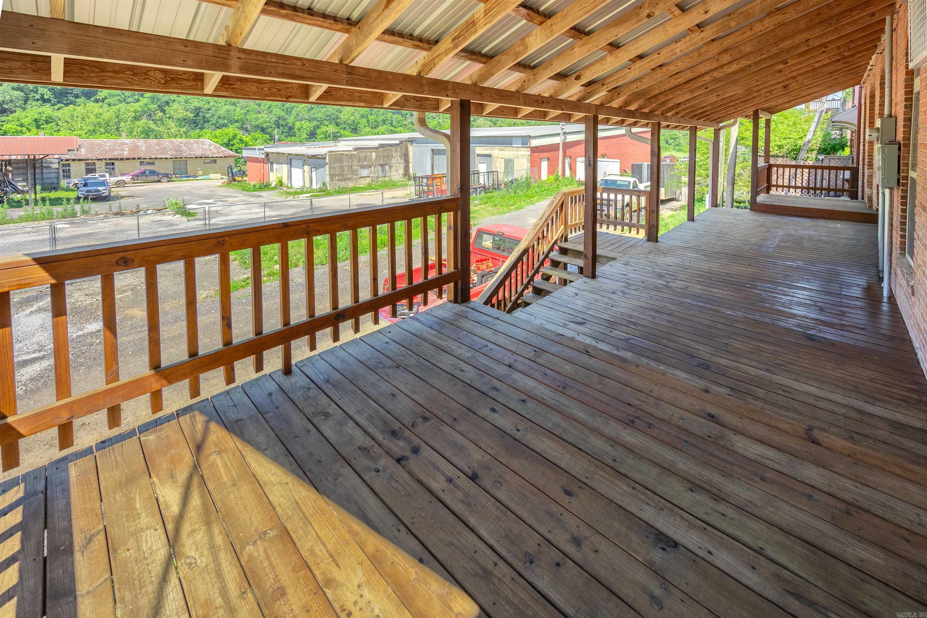 414 Main Street  Leslie, AR