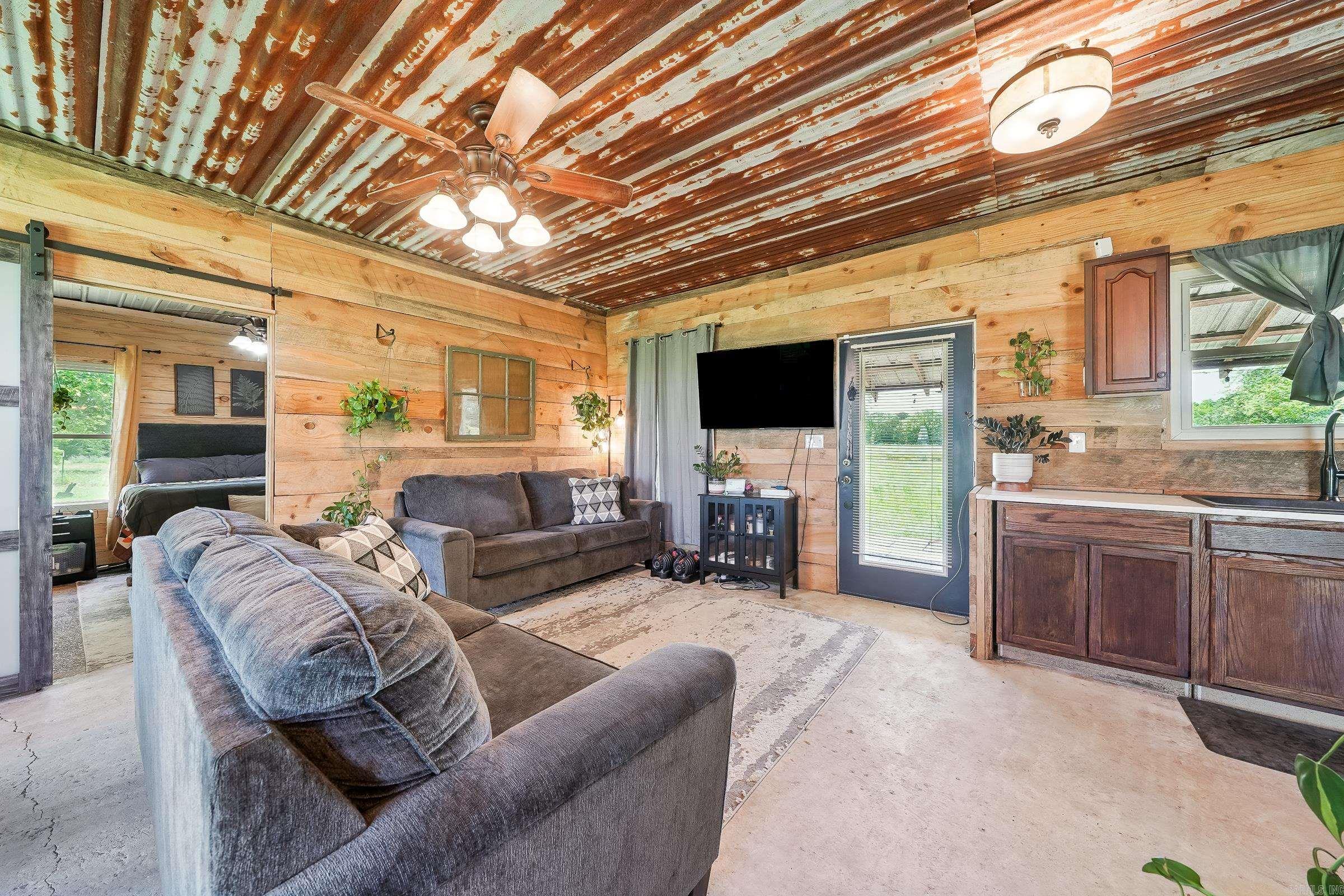 209 Little River 46  Winthrop, AR