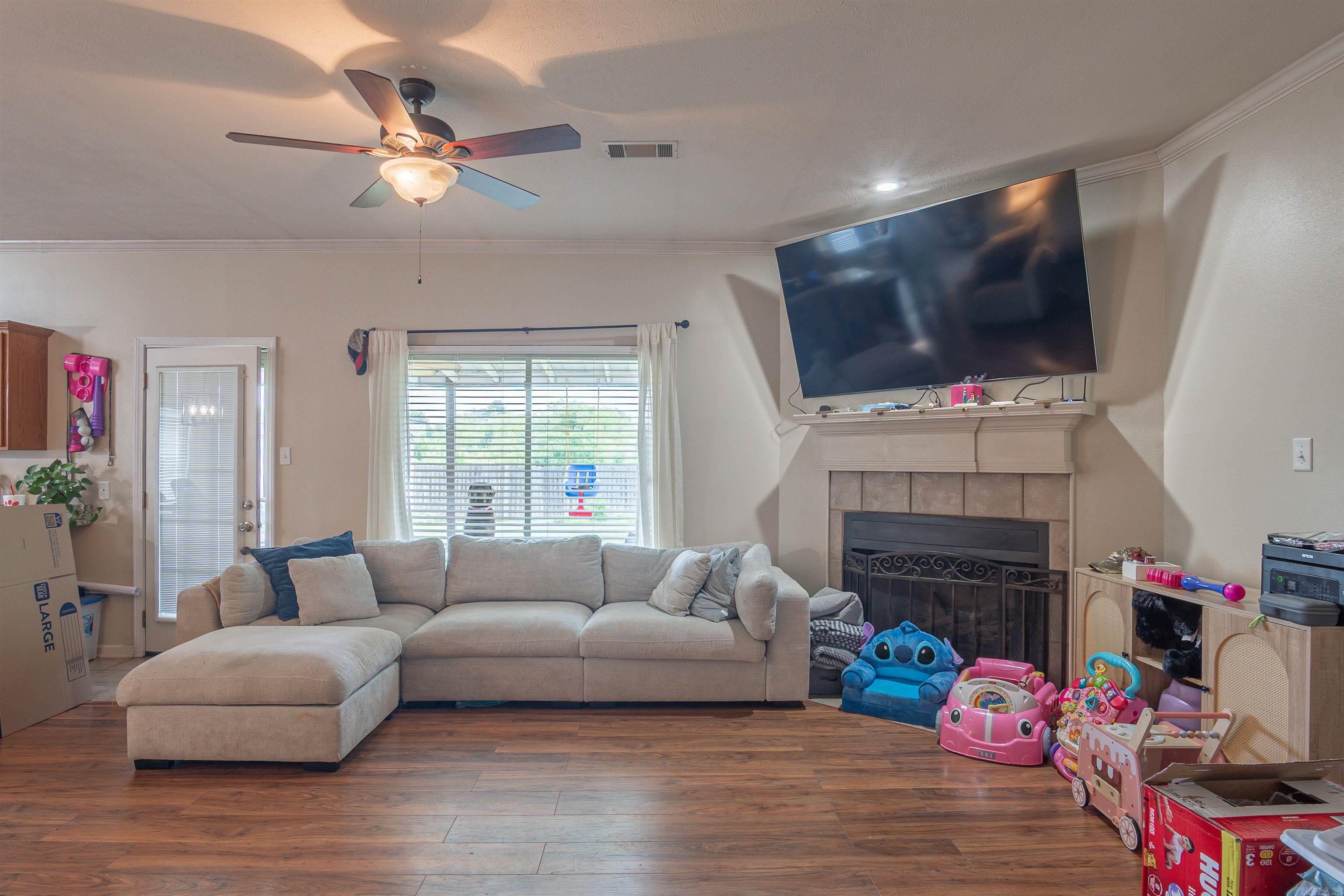 1720 Hidden Creek Drive — photo 3