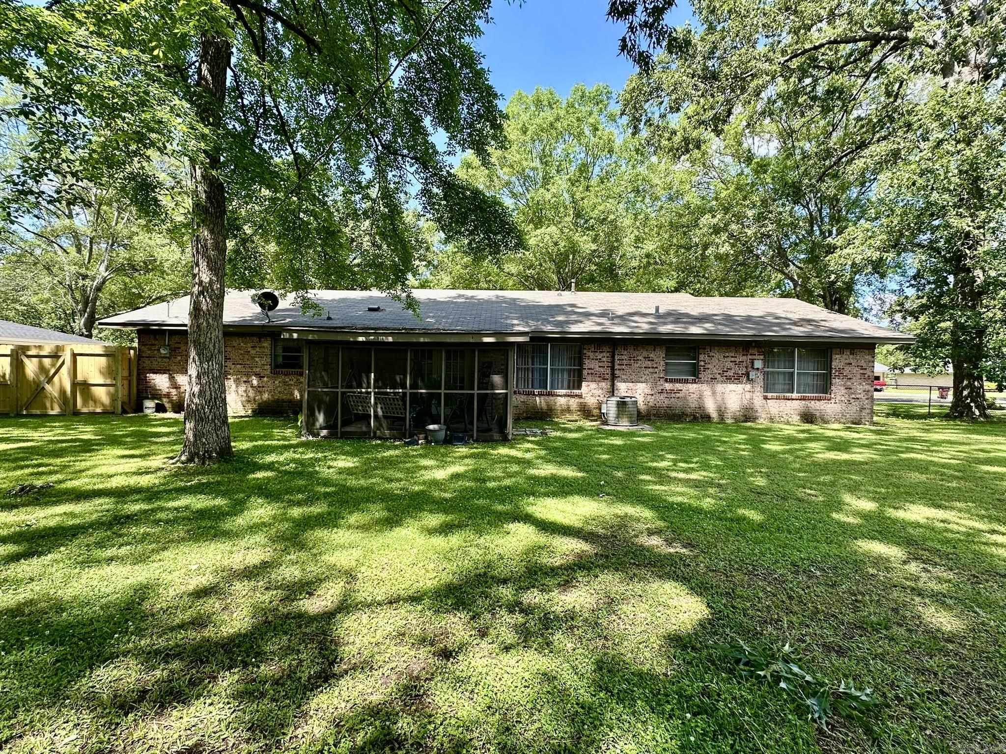 1303 Cypress St  Crossett, AR