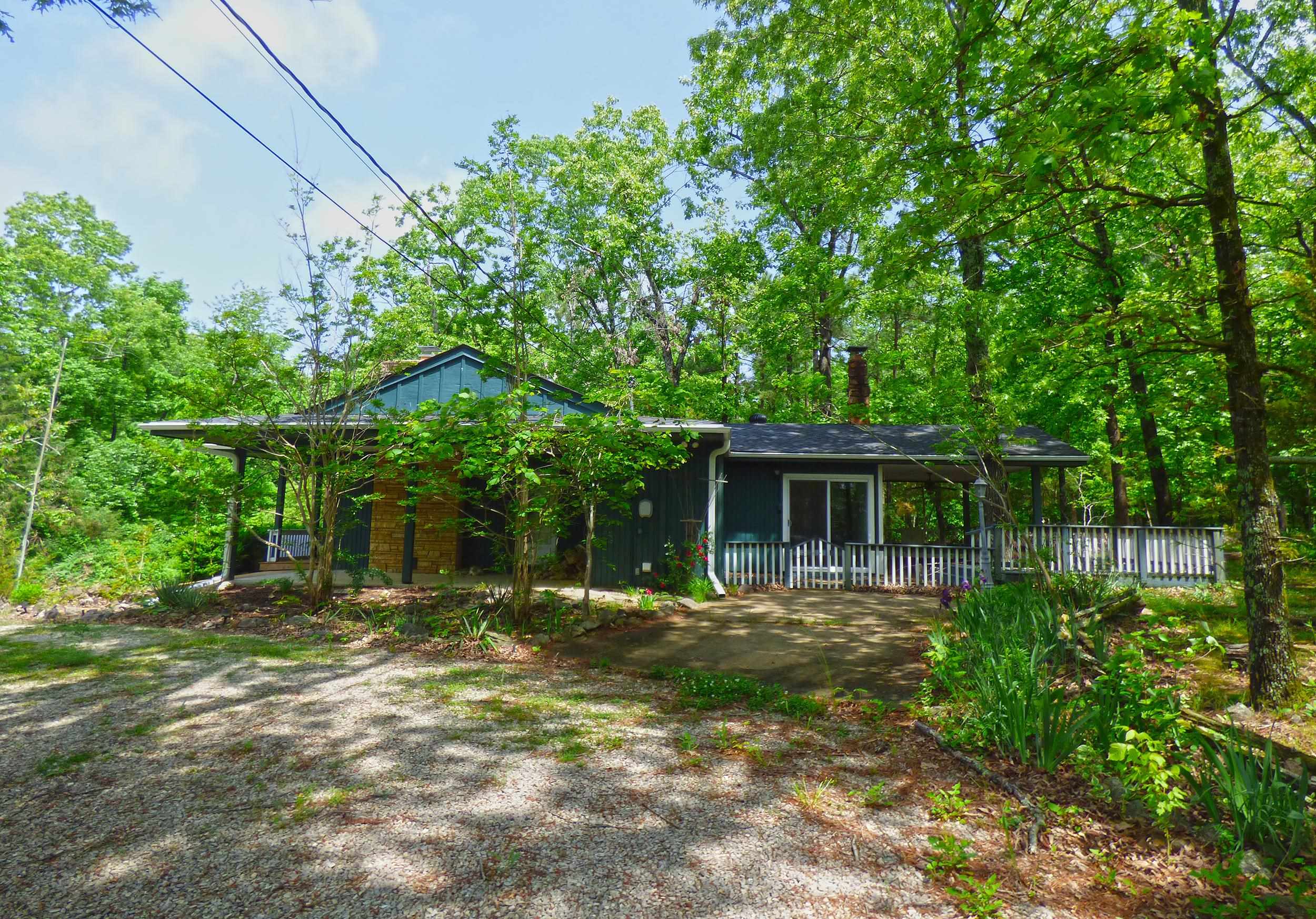 275 Okmulgee Drive Cherokee Village, AR 72529